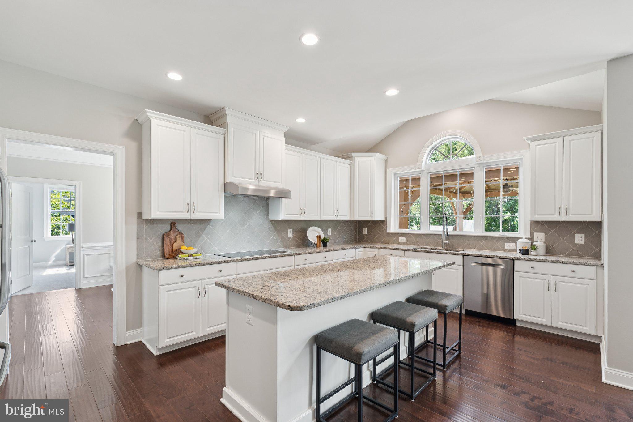 LENAH MILL - Residential