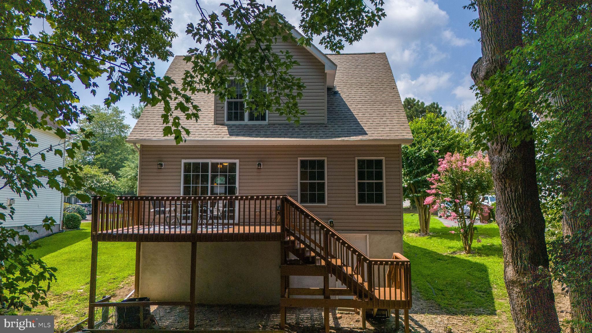 MEADOW BROOK - Residential