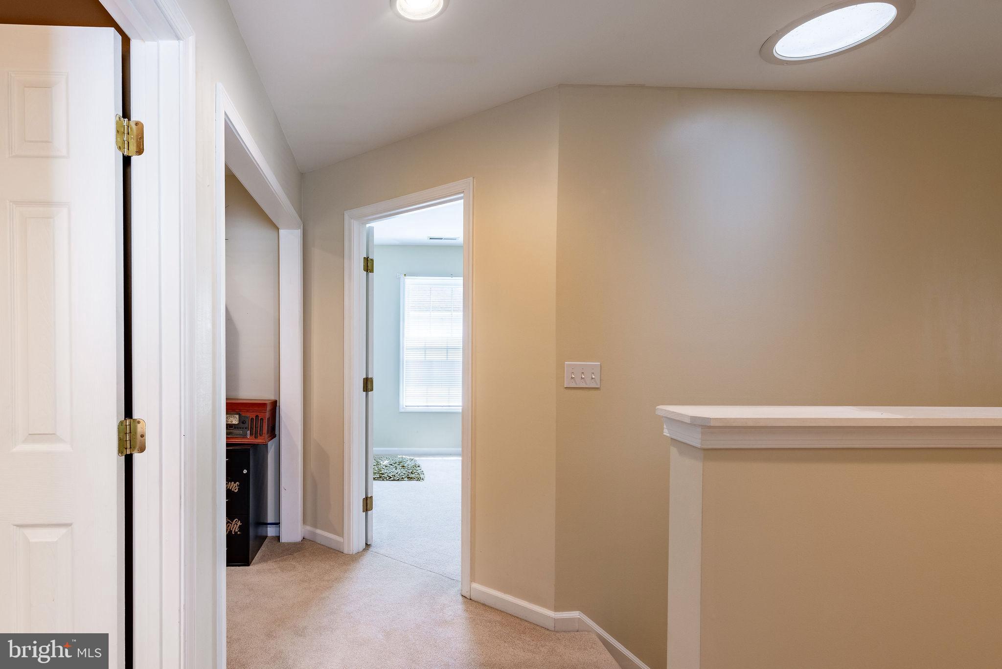 MEADOW BROOK - Residential