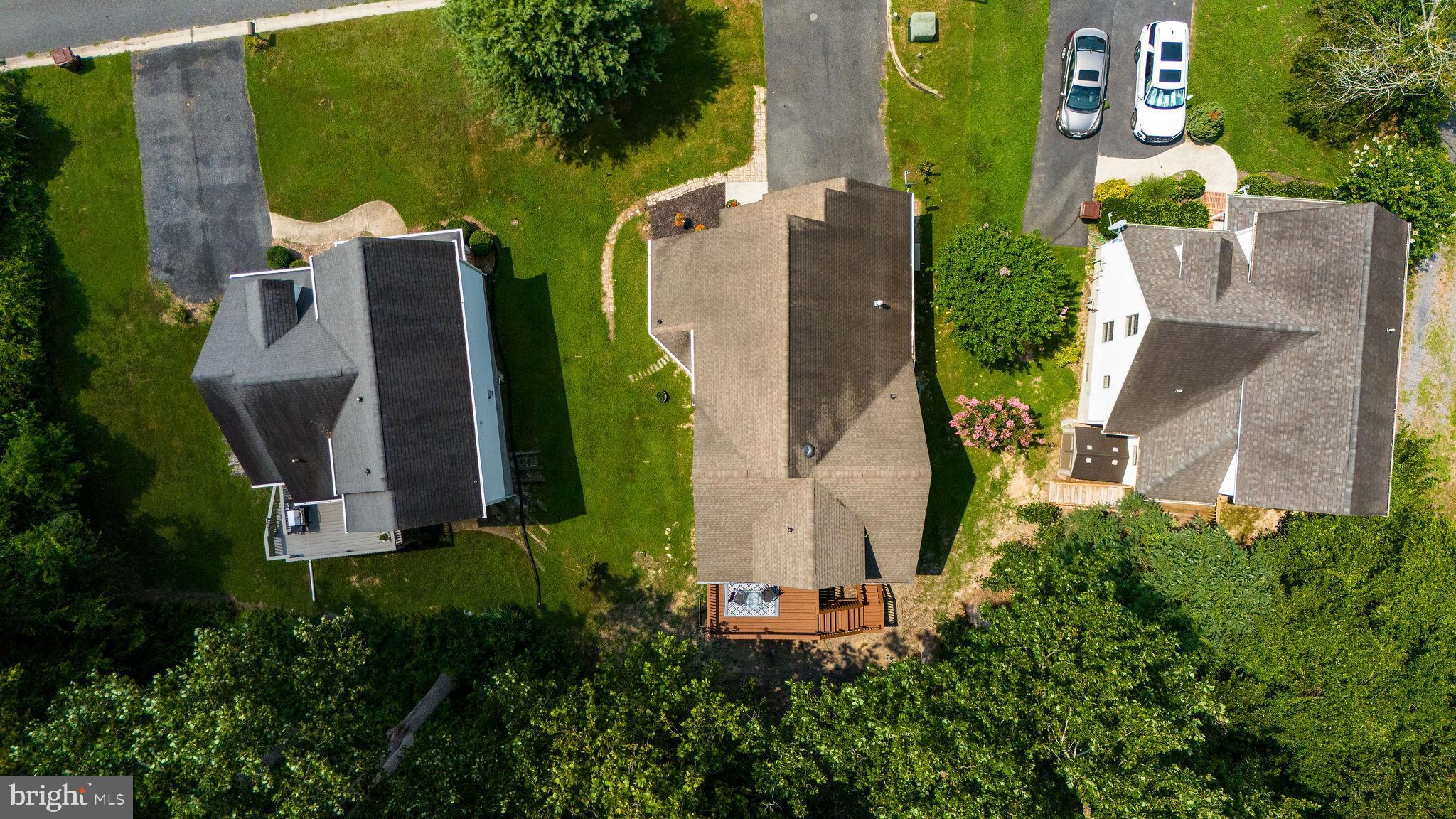 MEADOW BROOK - Residential