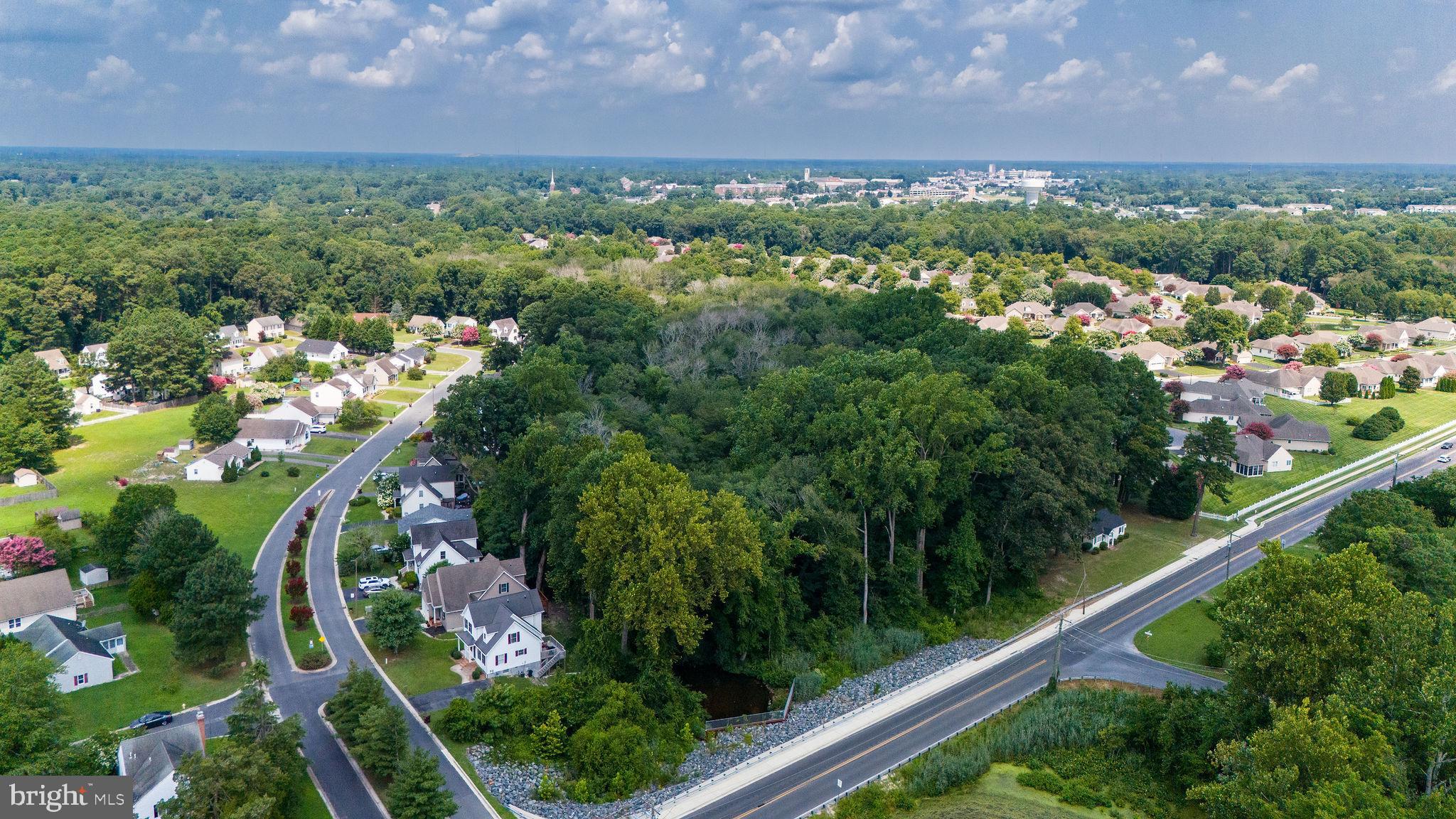 MEADOW BROOK - Residential