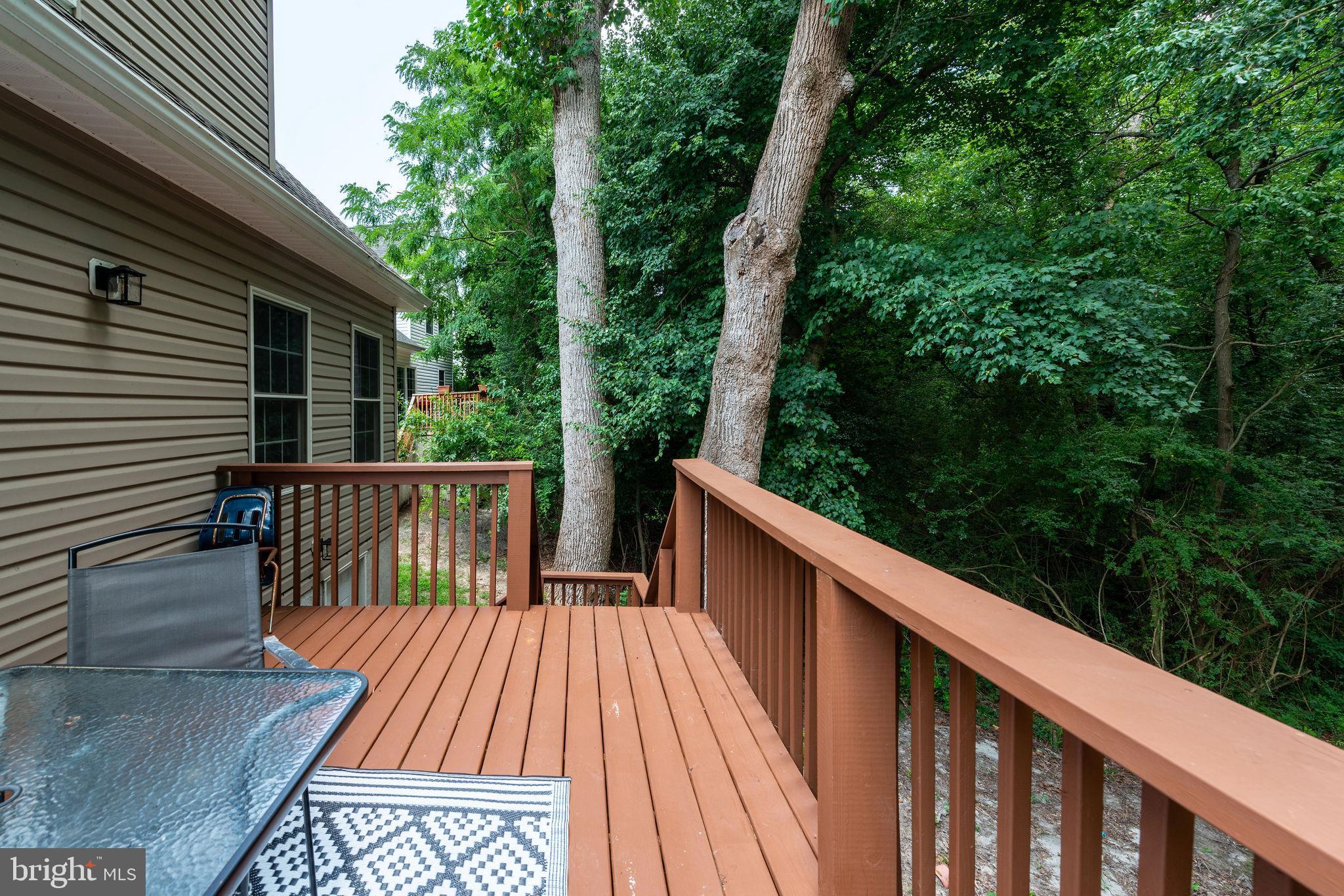 MEADOW BROOK - Residential