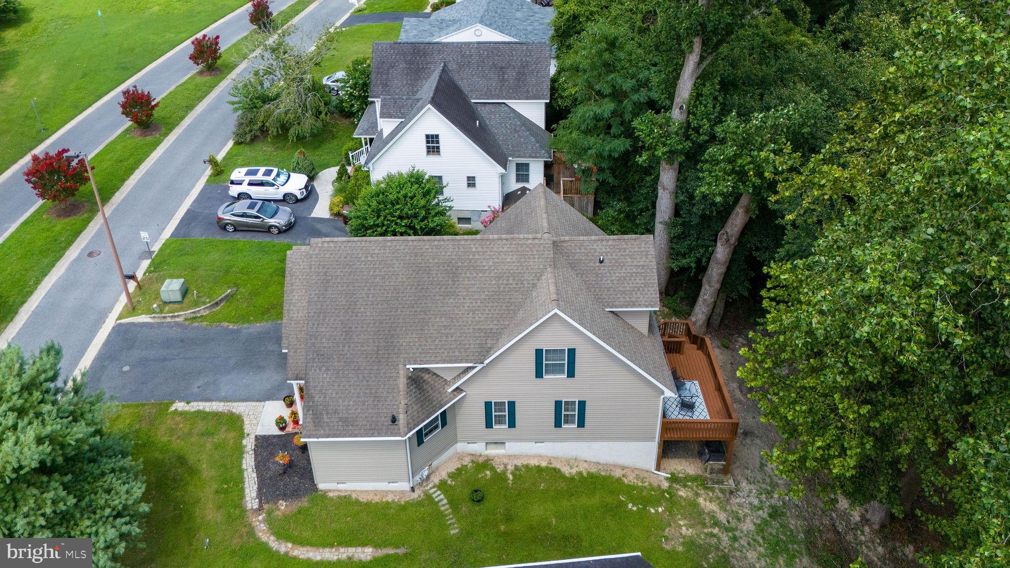 MEADOW BROOK - Residential