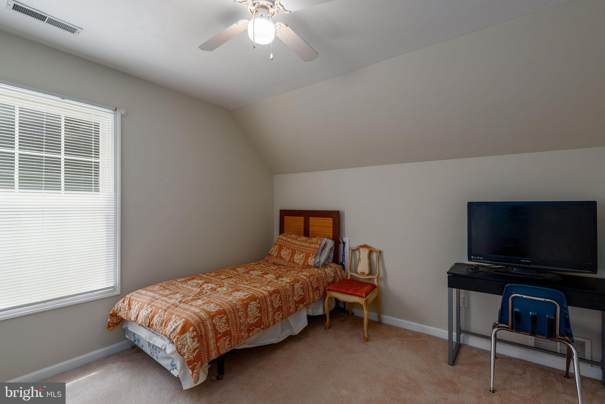 MEADOW BROOK - Residential