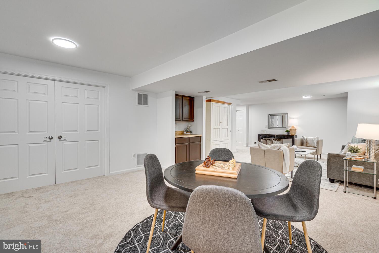 CASHELL WOODS - Residential