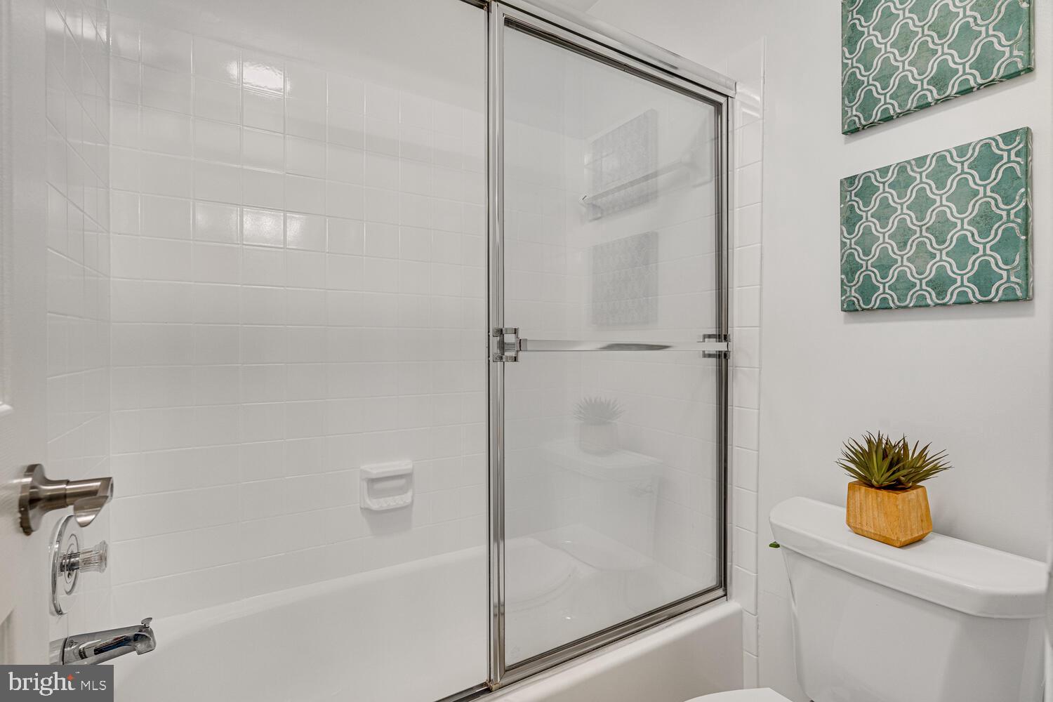 CASHELL WOODS - Residential