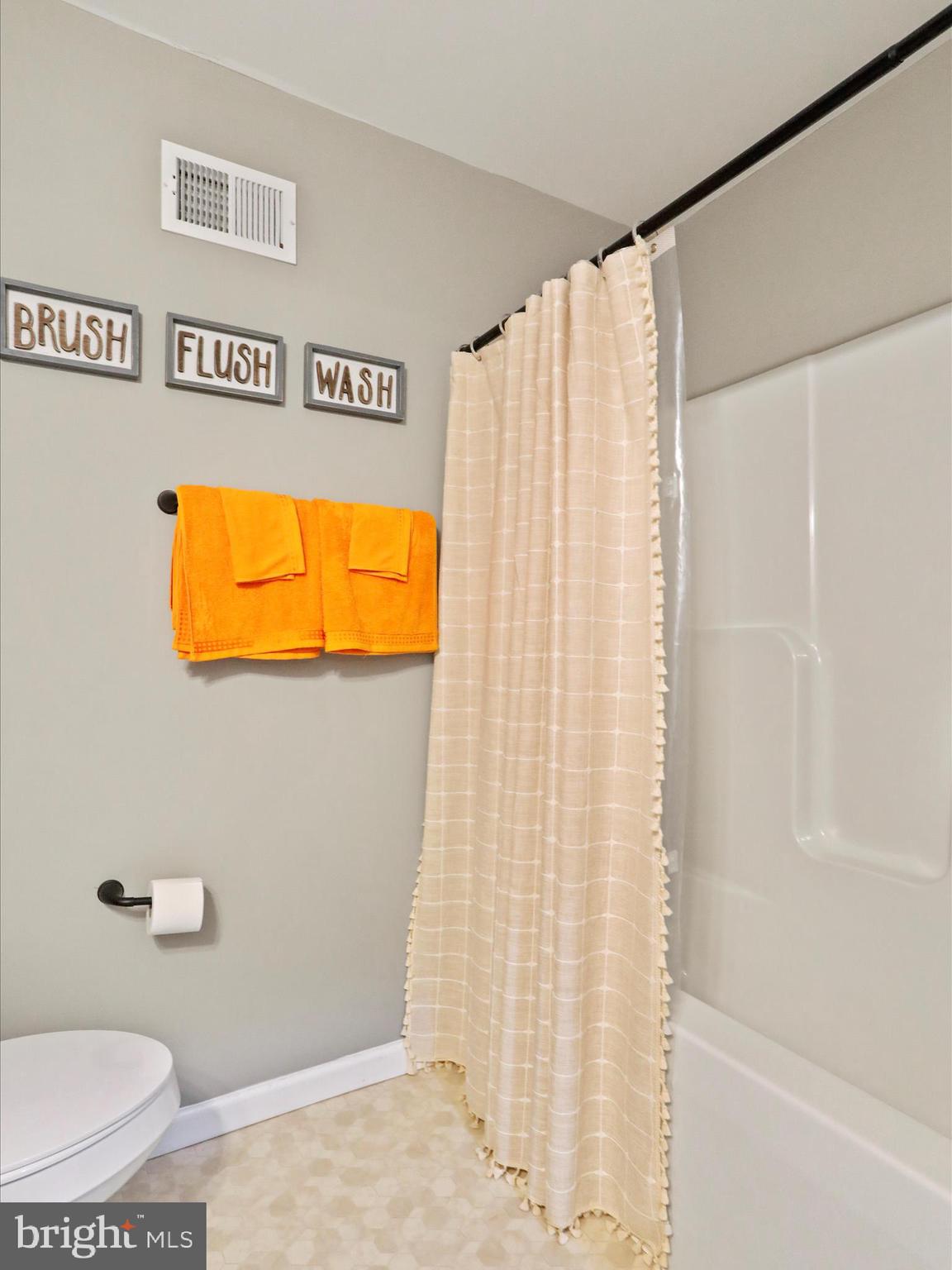 HOMESTEAD ESTATES - Residential