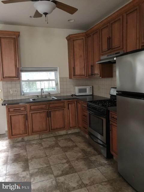 GRADUATE HOSPITAL - Residential Lease