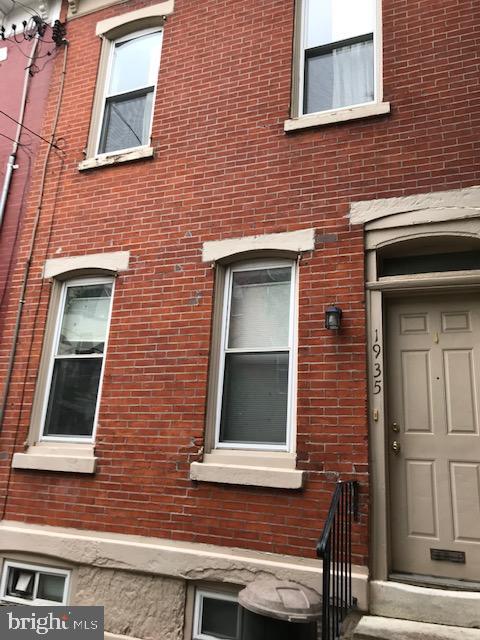 GRADUATE HOSPITAL - Residential Lease