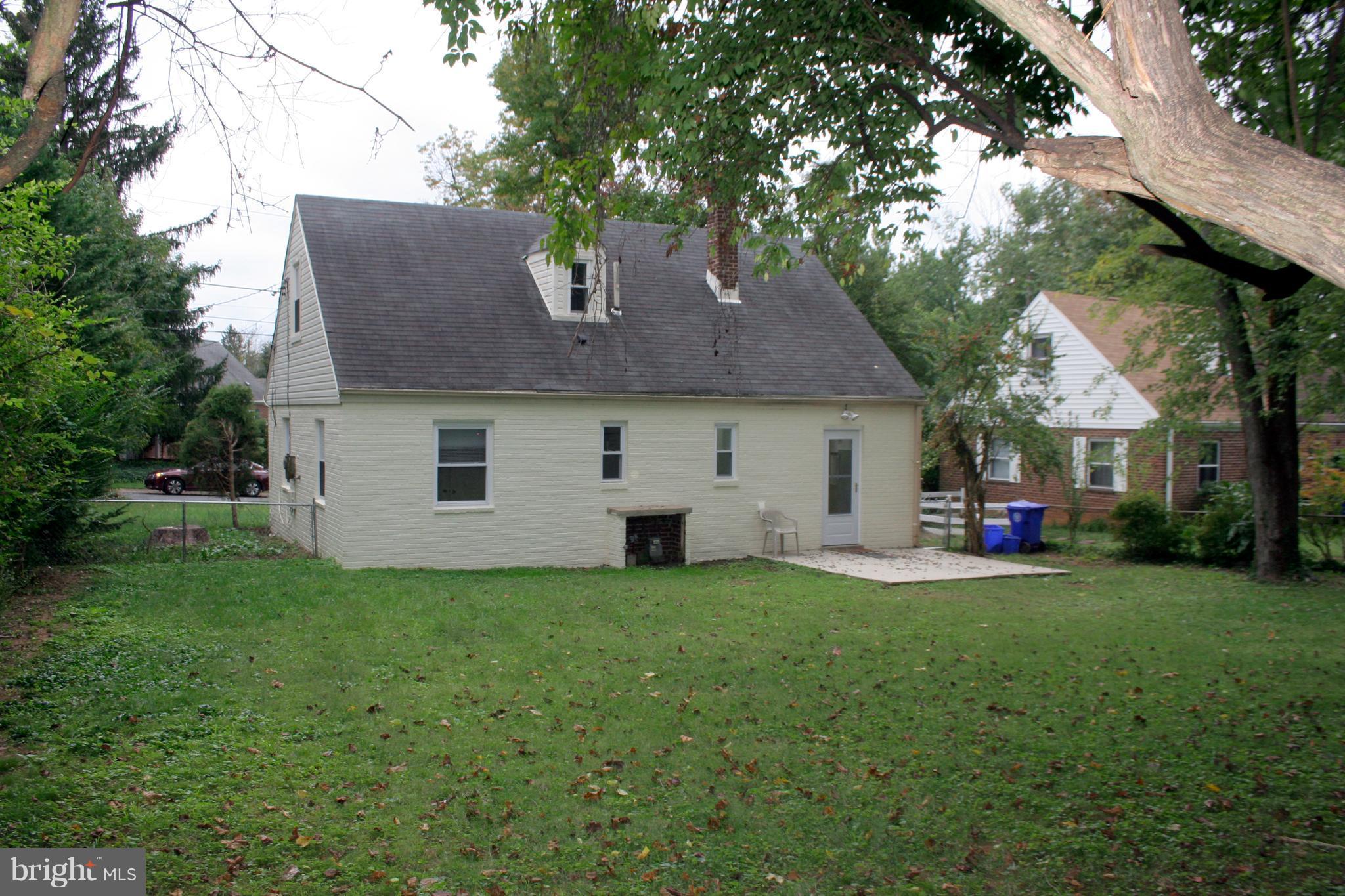 AYRLAWN - Residential Lease