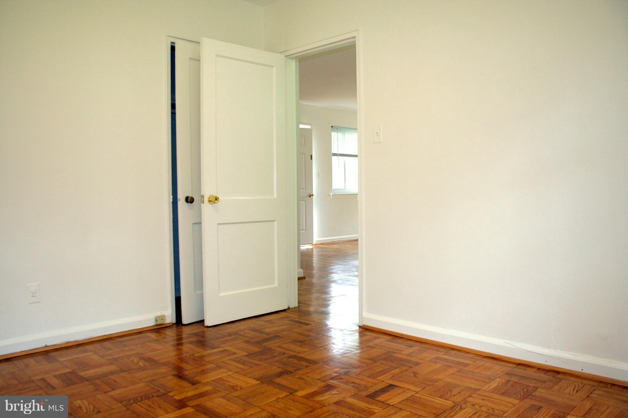 AYRLAWN - Residential Lease