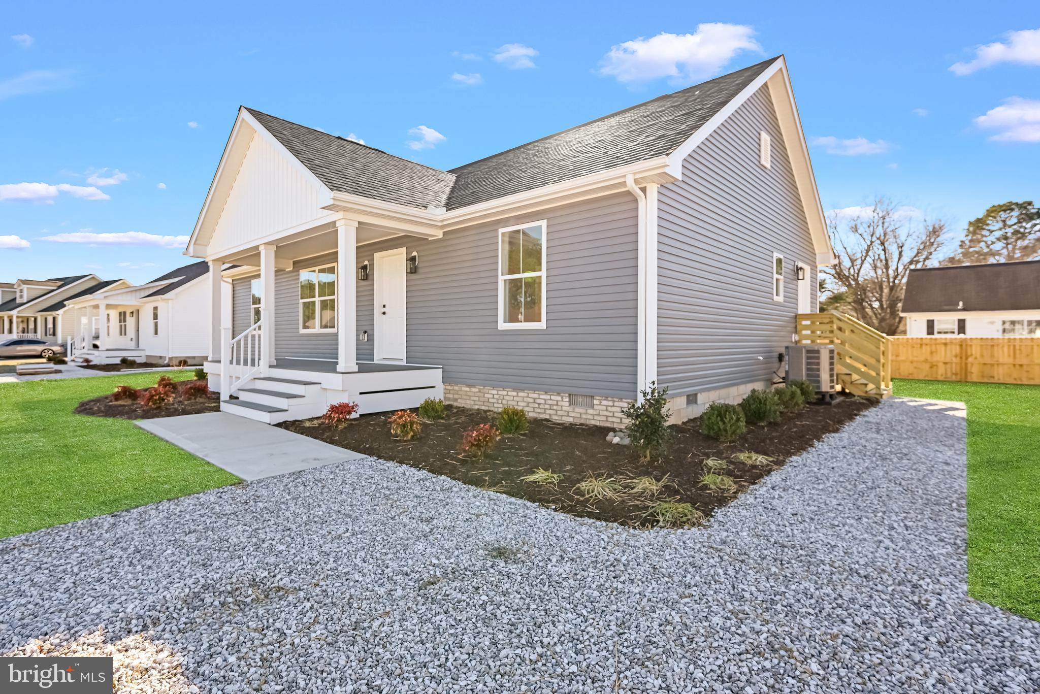 CEDAR POINT - Residential