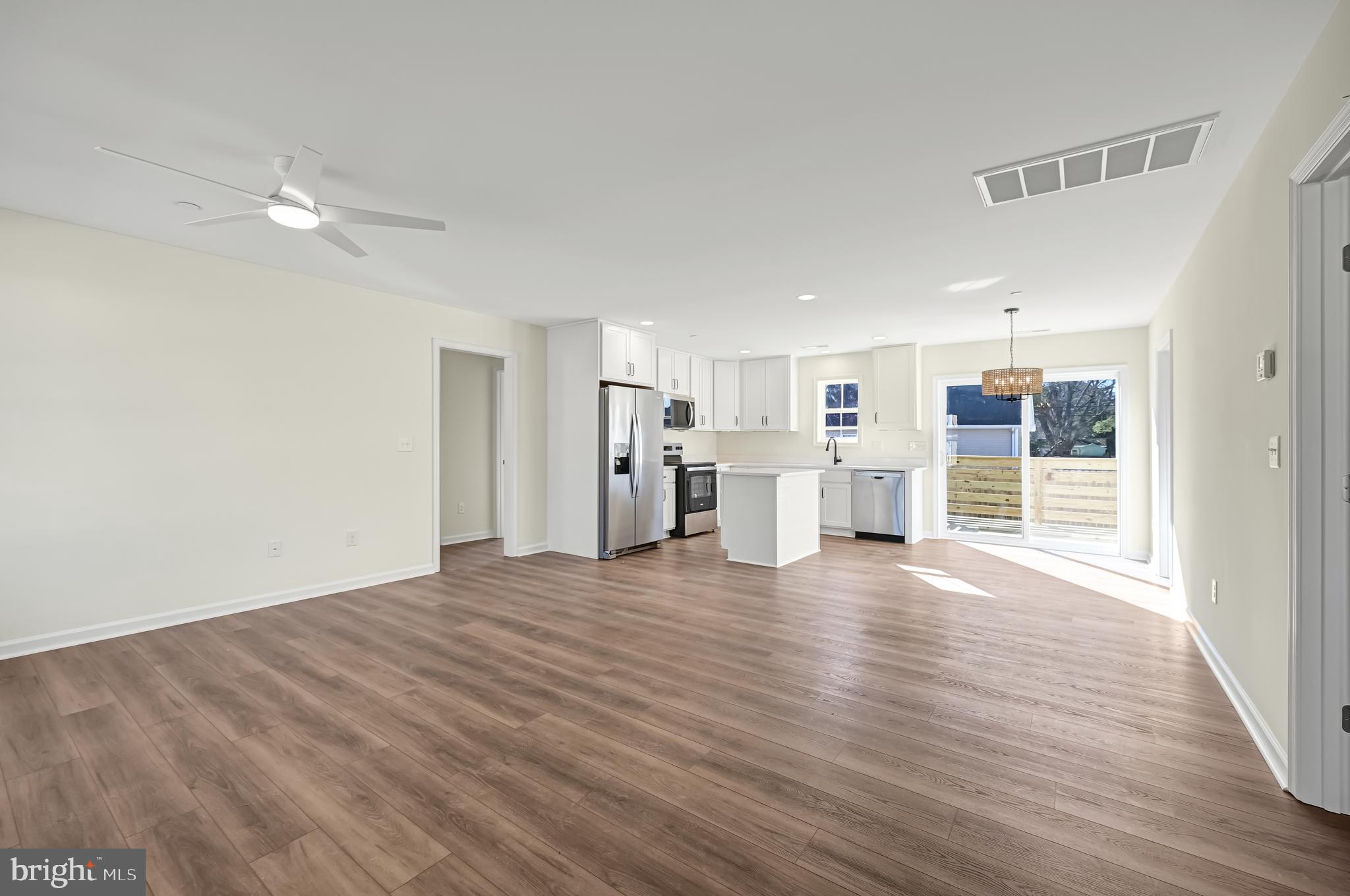 CEDAR POINT - Residential