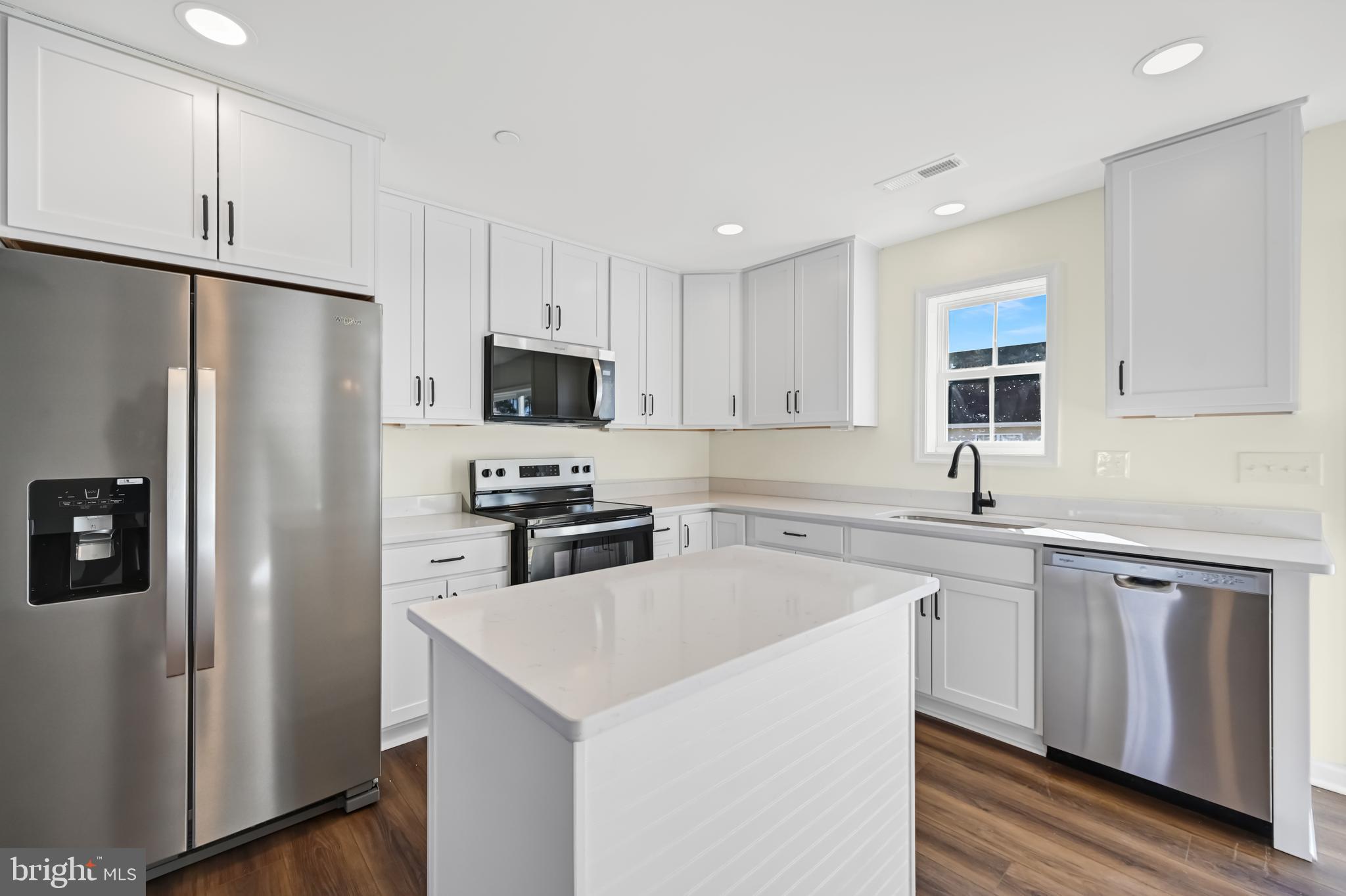 CEDAR POINT - Residential