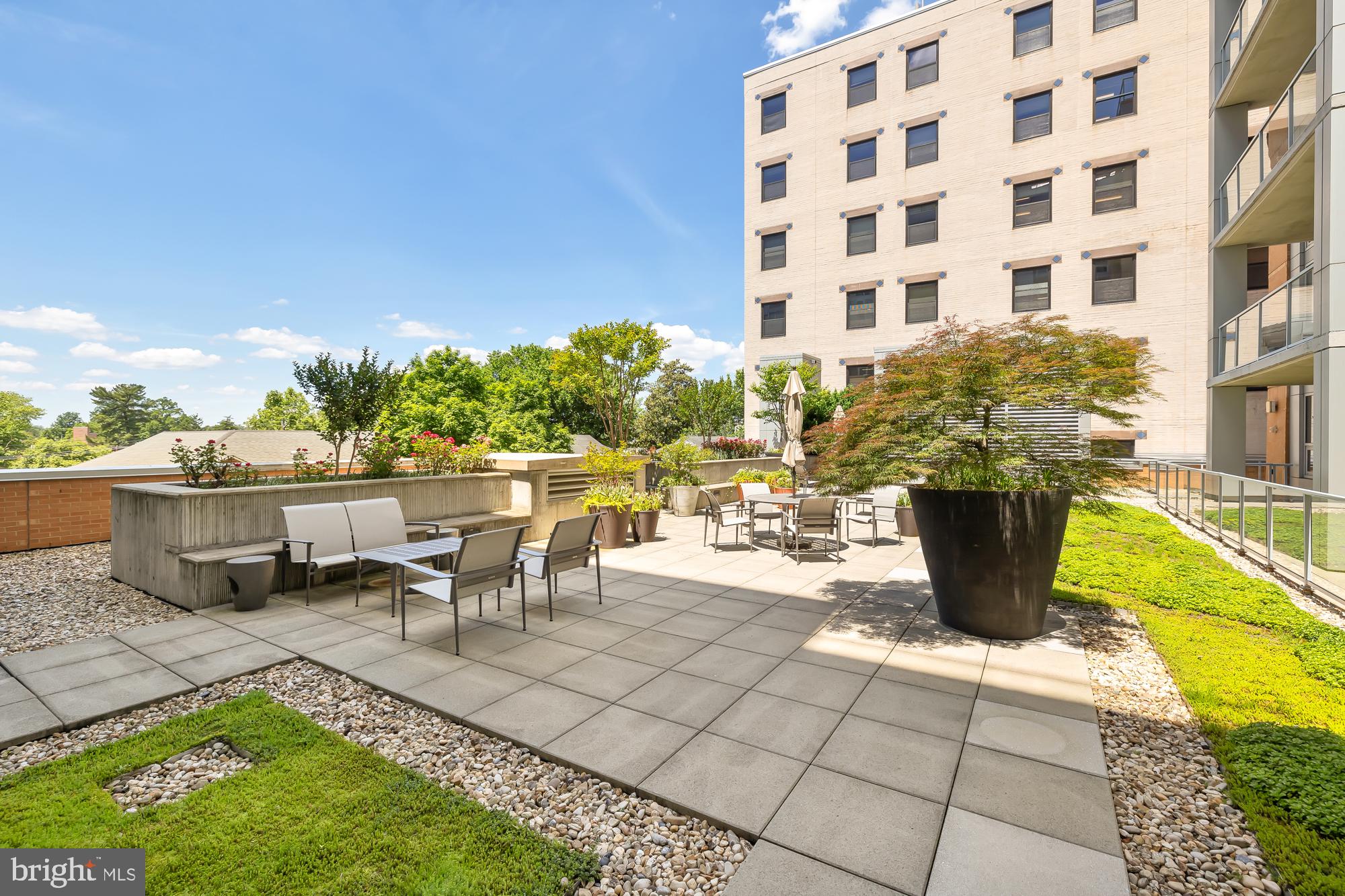 ADAGIO - Residential