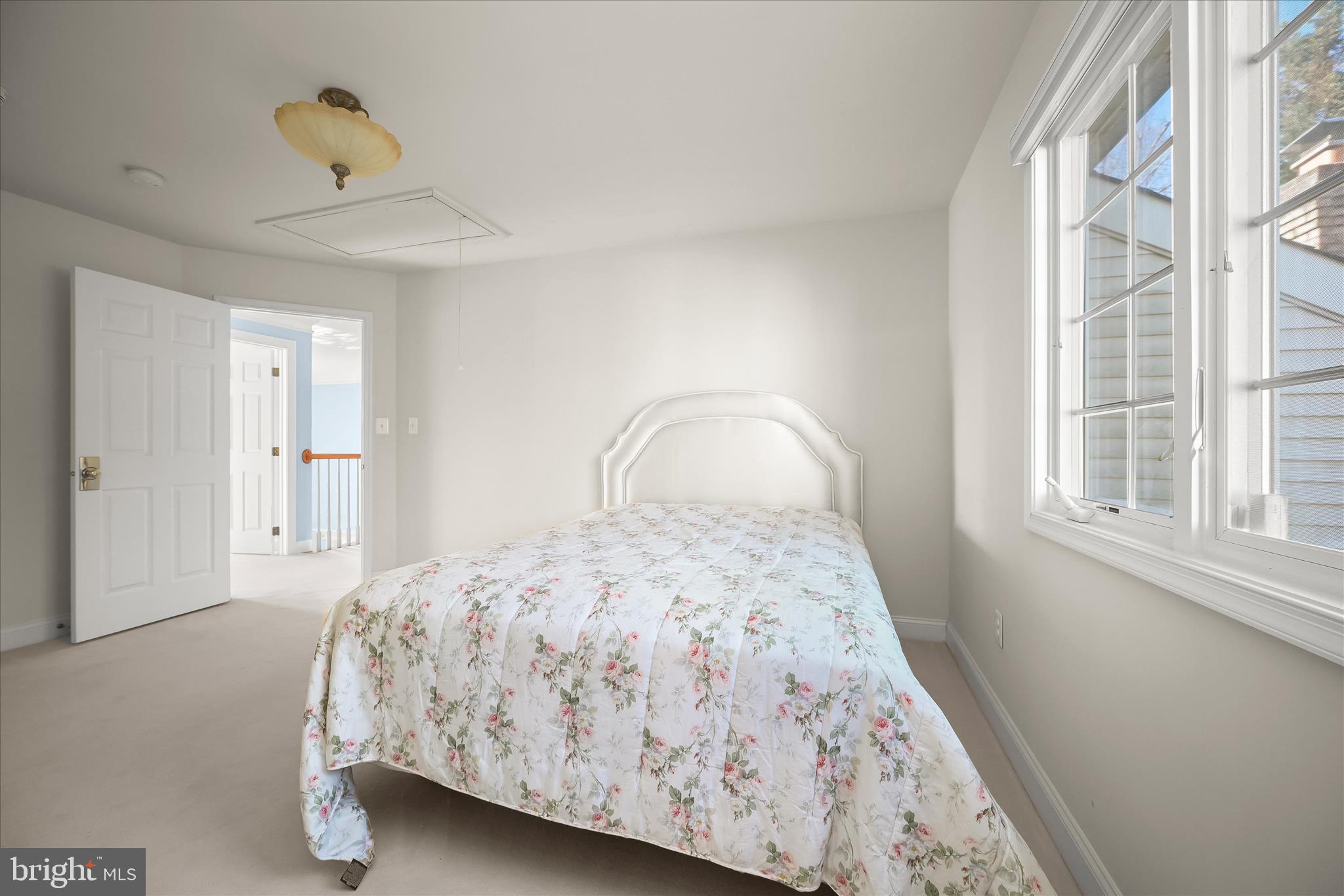 BROOKE MANOR ESTATES - Residential