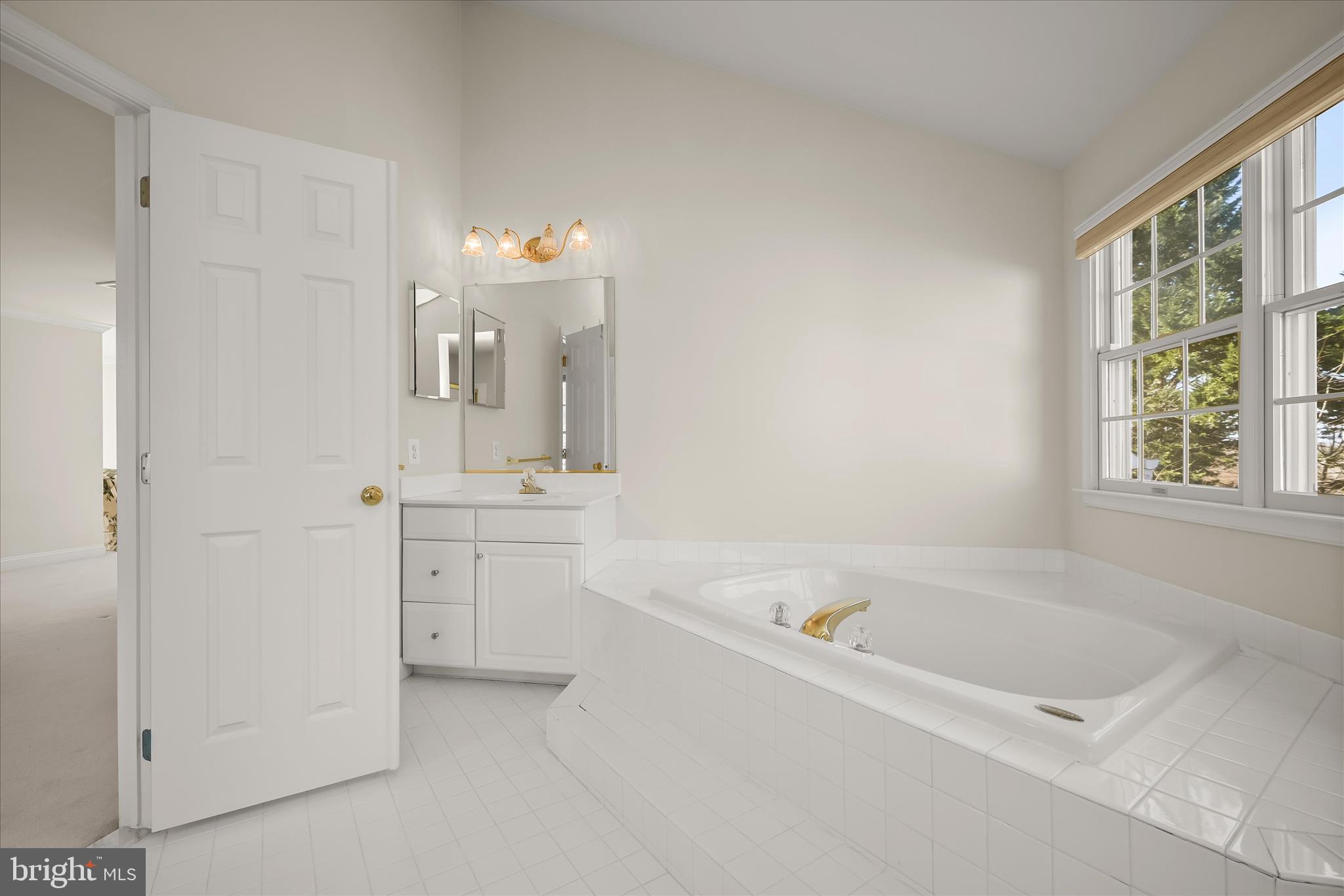 BROOKE MANOR ESTATES - Residential