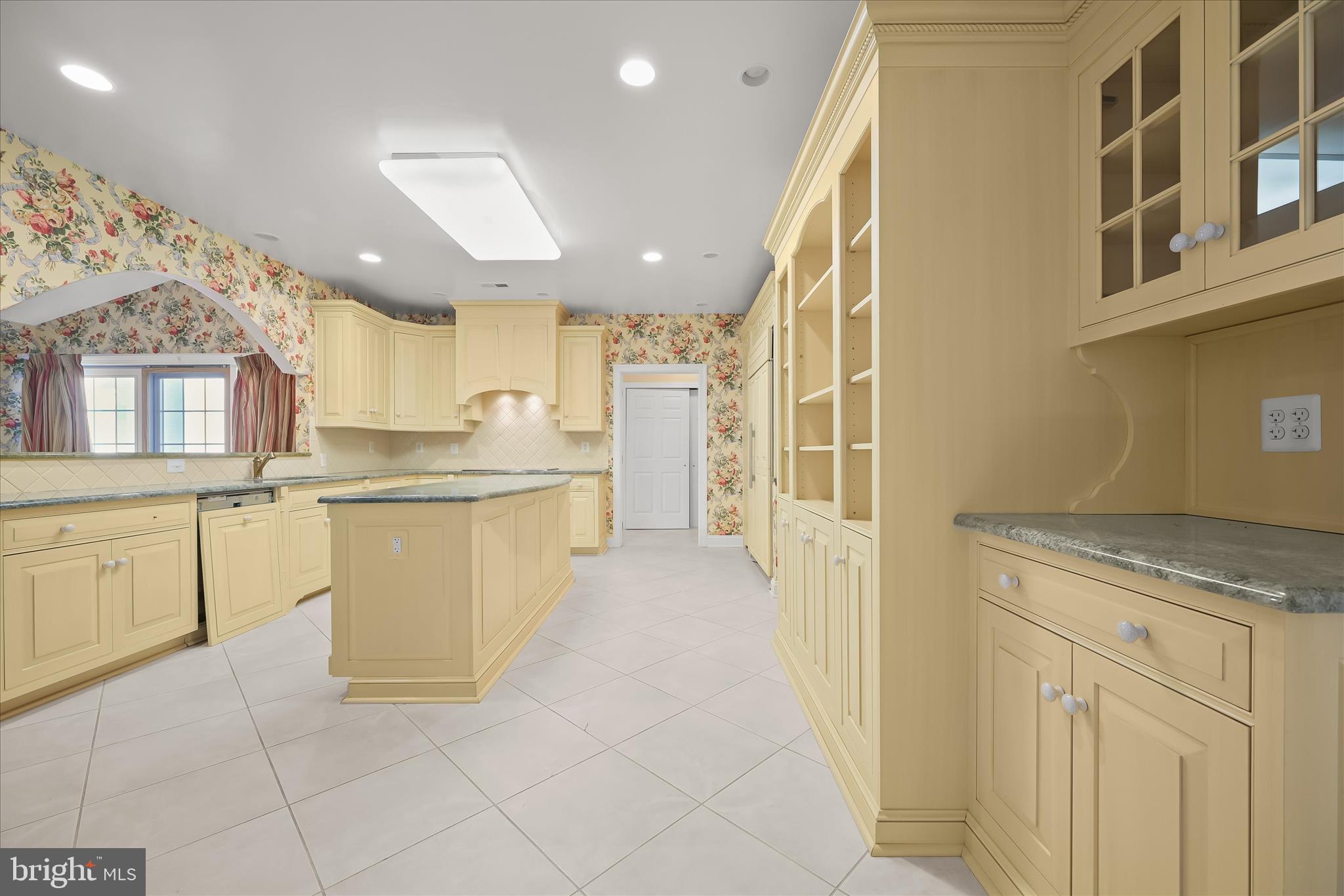 BROOKE MANOR ESTATES - Residential