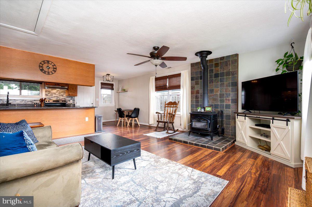 1402 ISTED ROAD