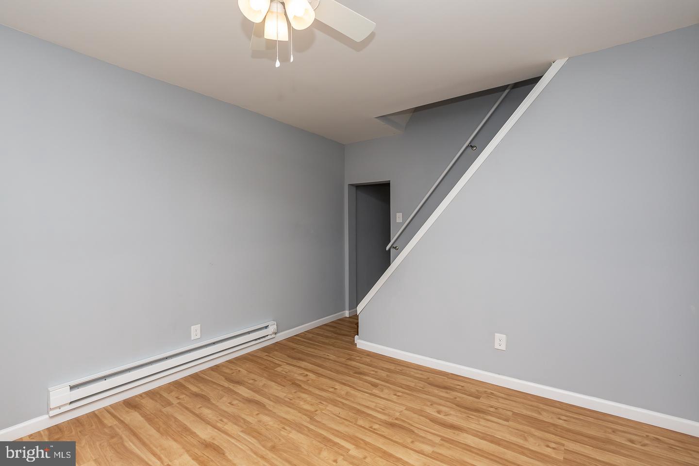 KENSINGTON - Residential