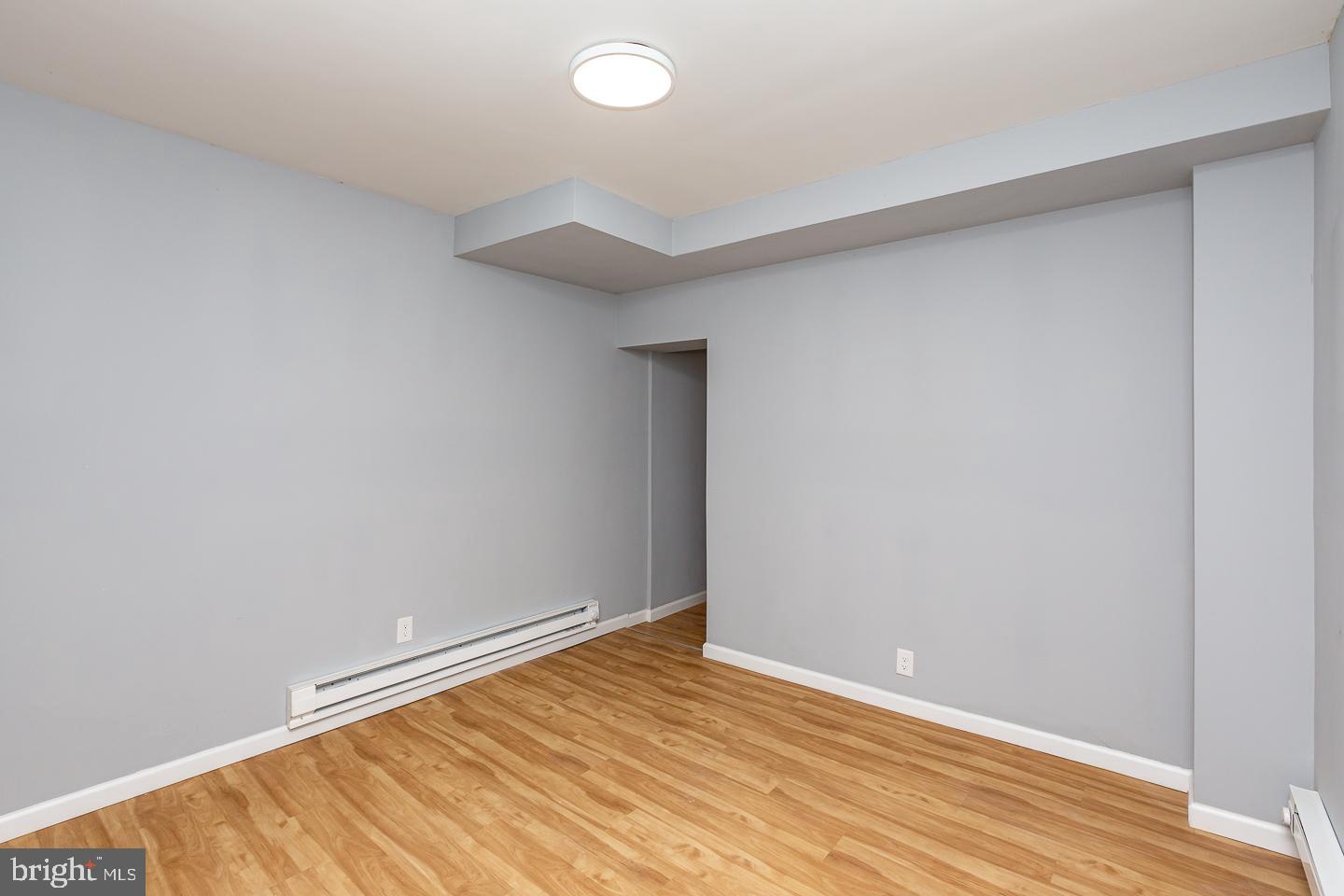 KENSINGTON - Residential