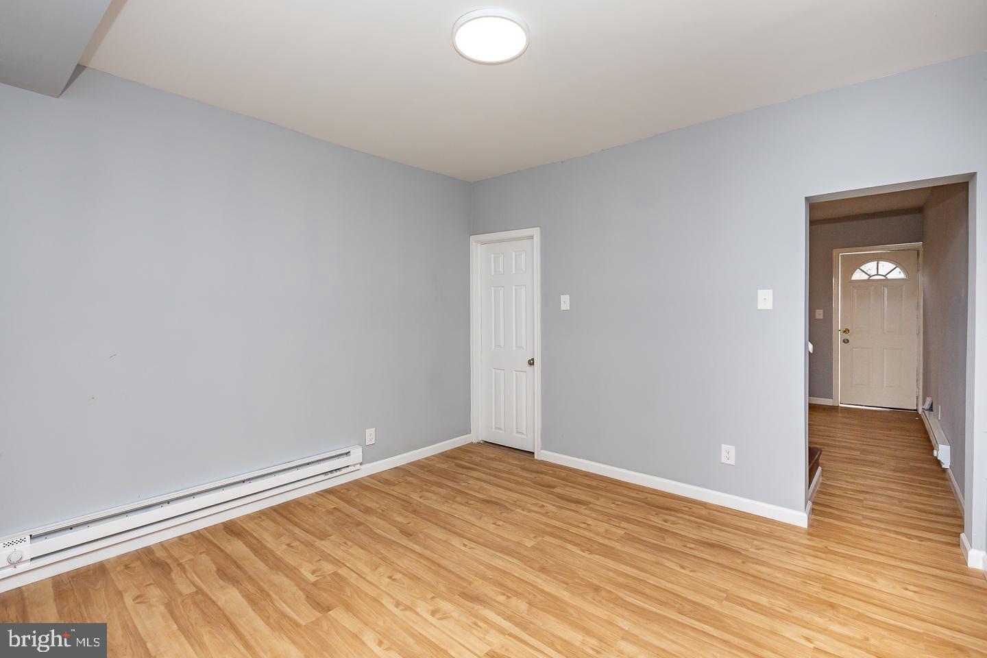 KENSINGTON - Residential