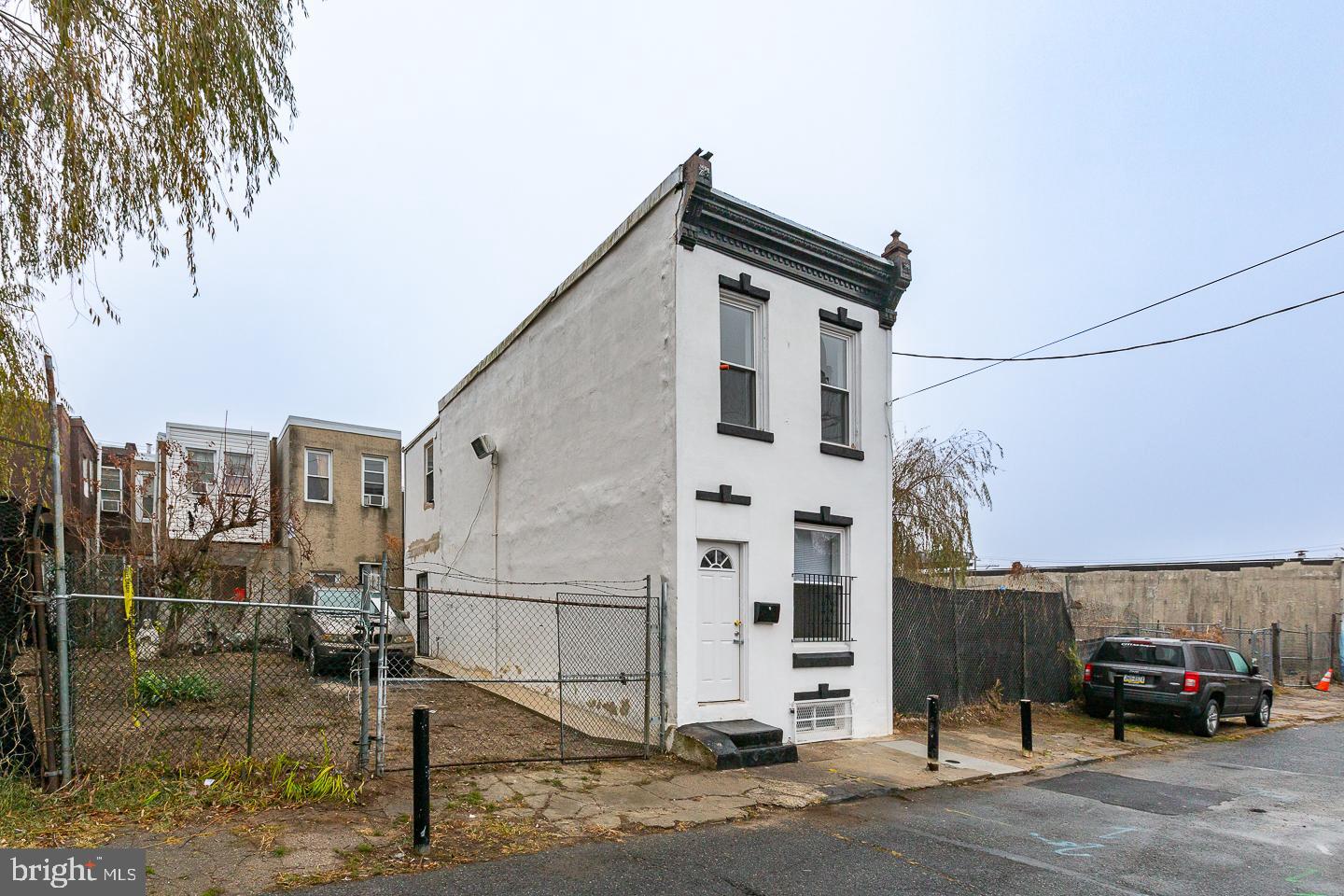 KENSINGTON - Residential