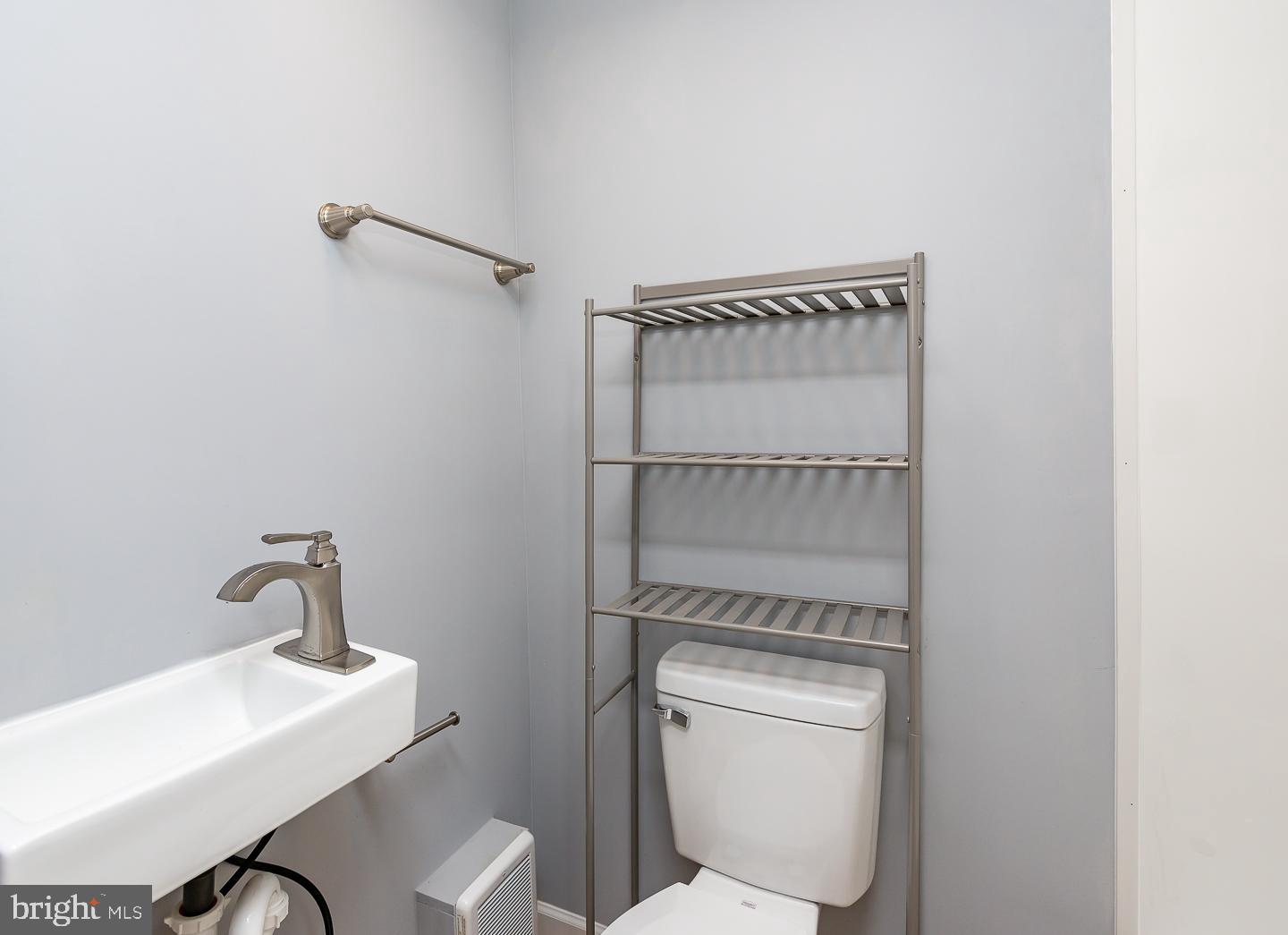 KENSINGTON - Residential