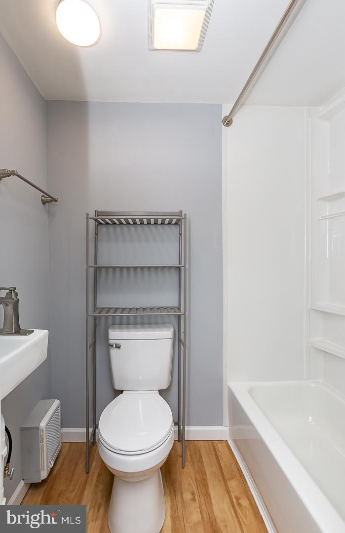 KENSINGTON - Residential