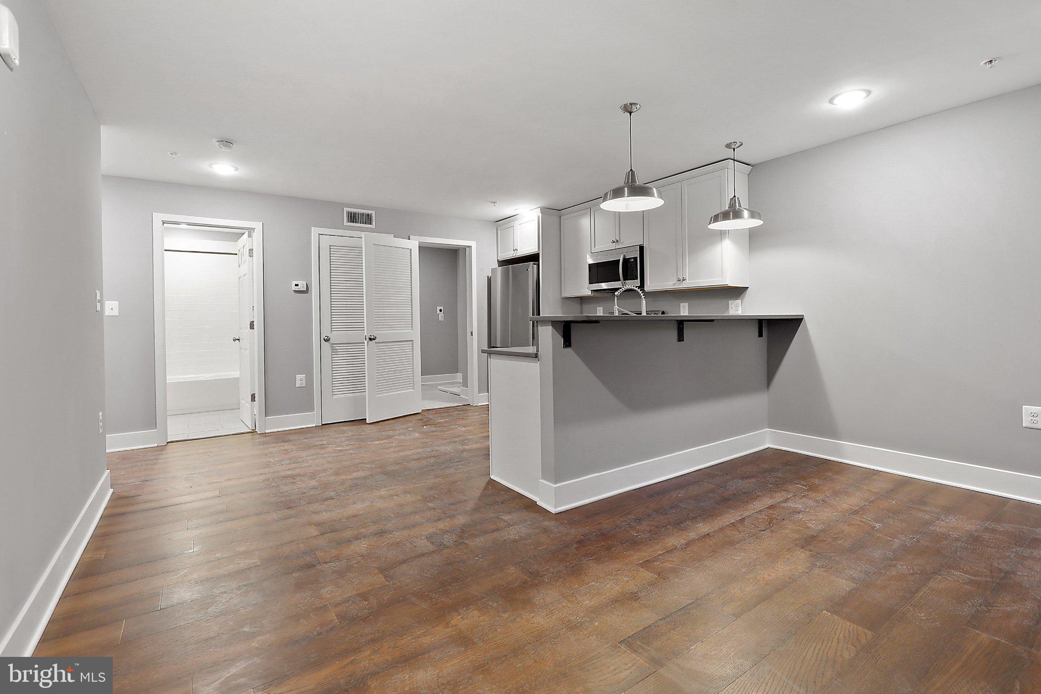 19 E FAYETTE STREET 404