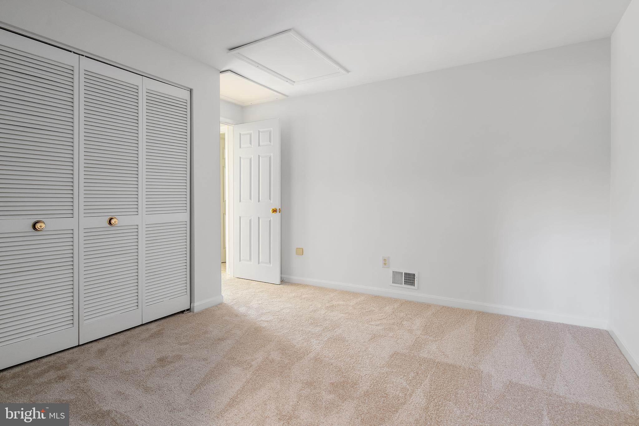 CROFTON SOUTH - Residential