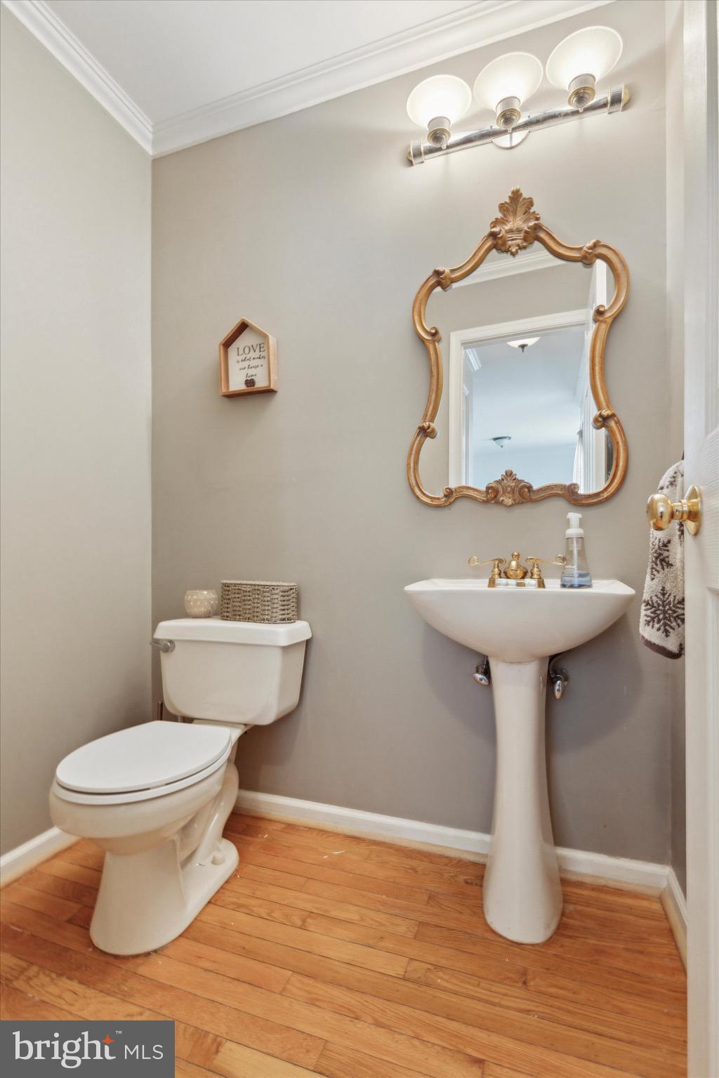 BLUE BELL CC - Residential Lease