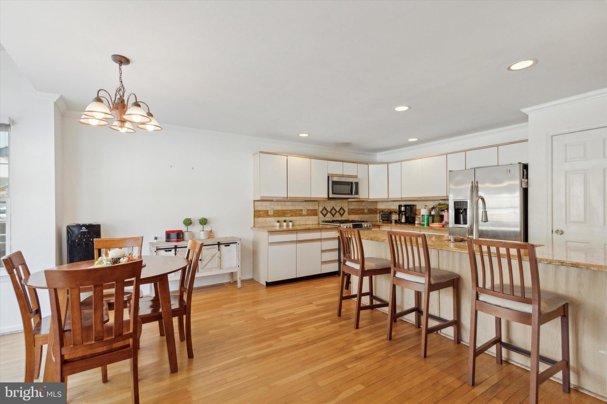 BLUE BELL CC - Residential Lease