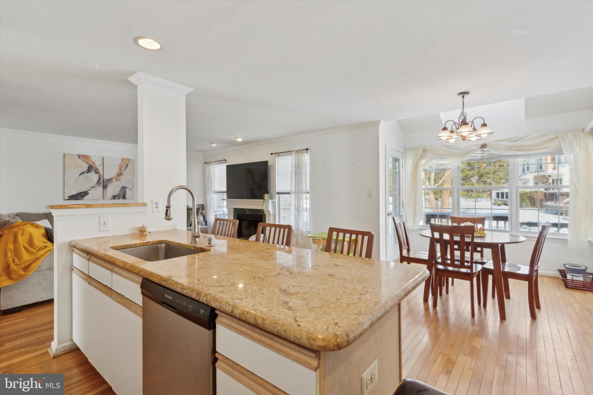 BLUE BELL CC - Residential Lease