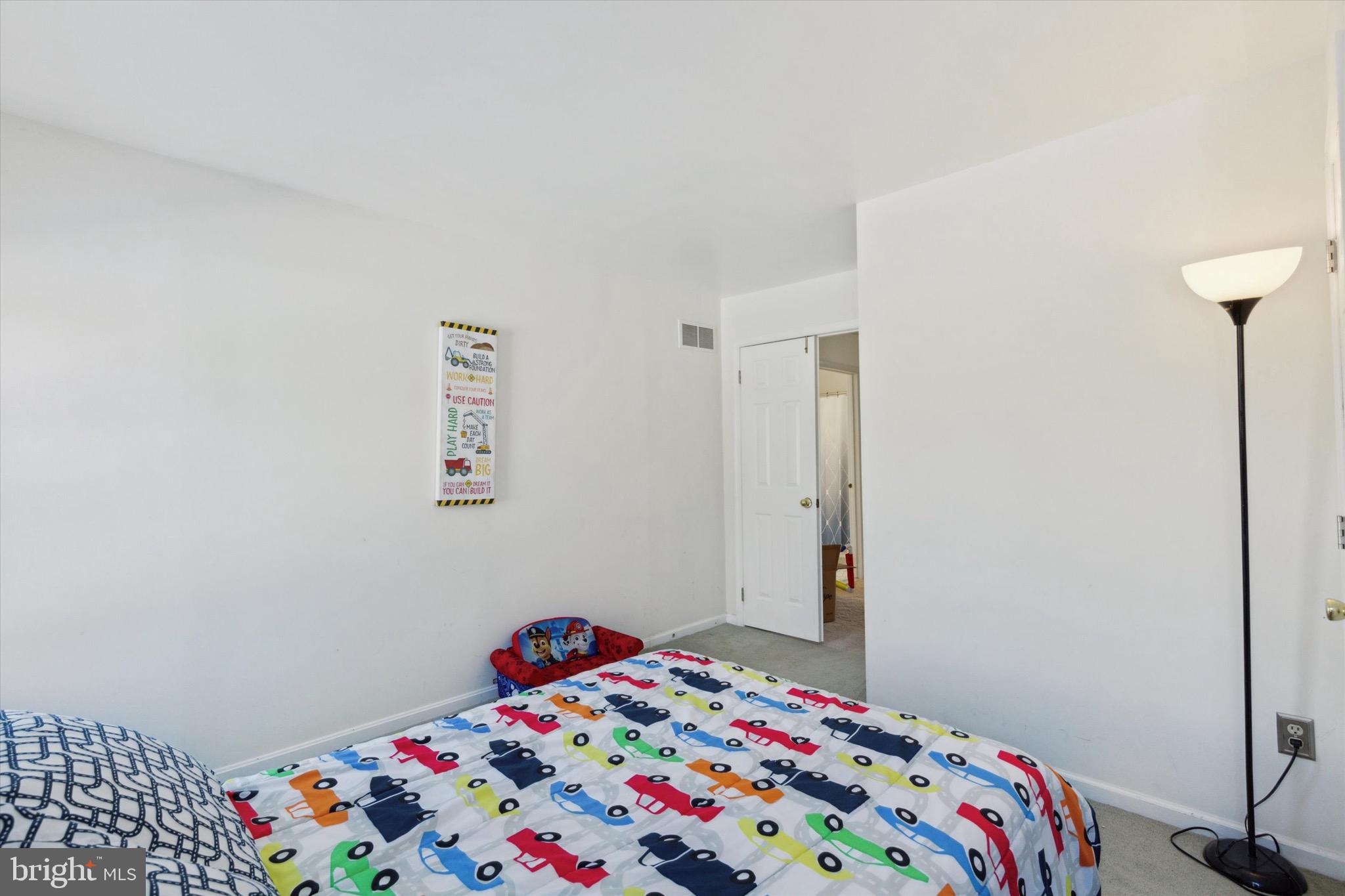 BLUE BELL CC - Residential Lease