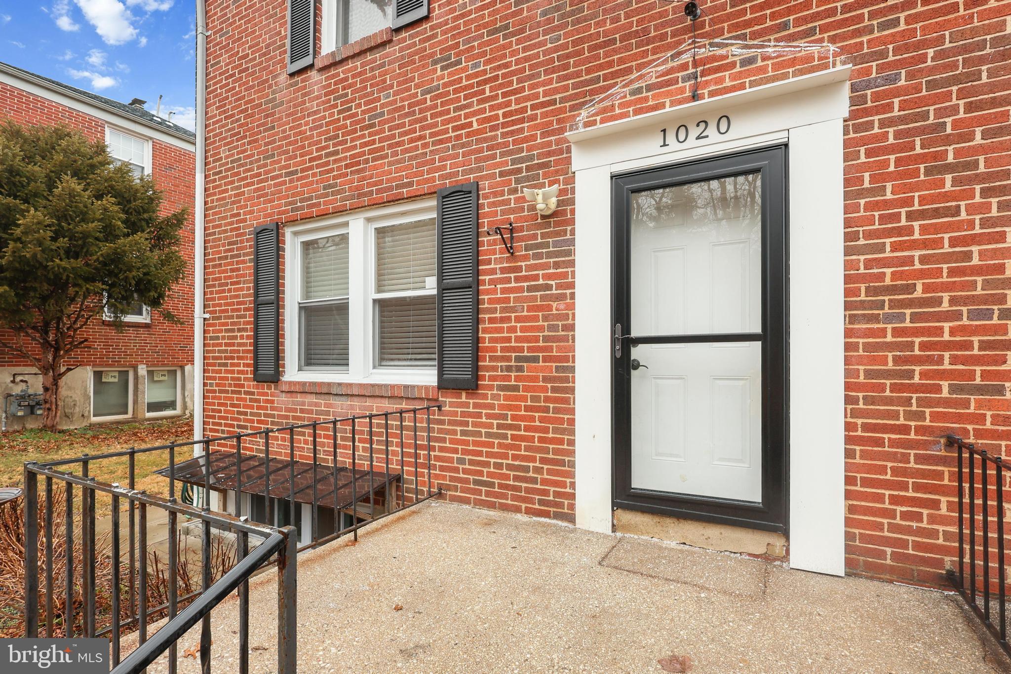 LAKE WALKER - Residential