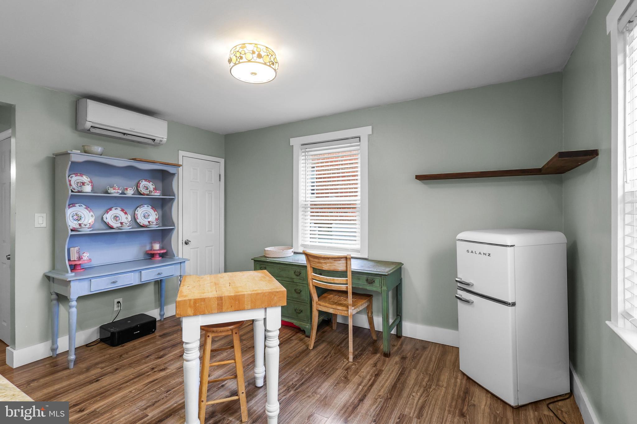 LAKE WALKER - Residential