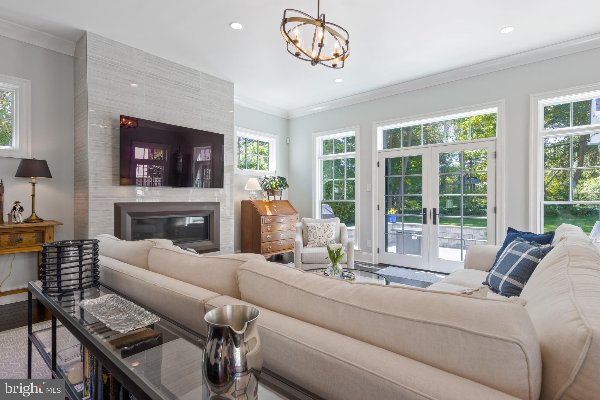 SOUTH WAYNE - Residential