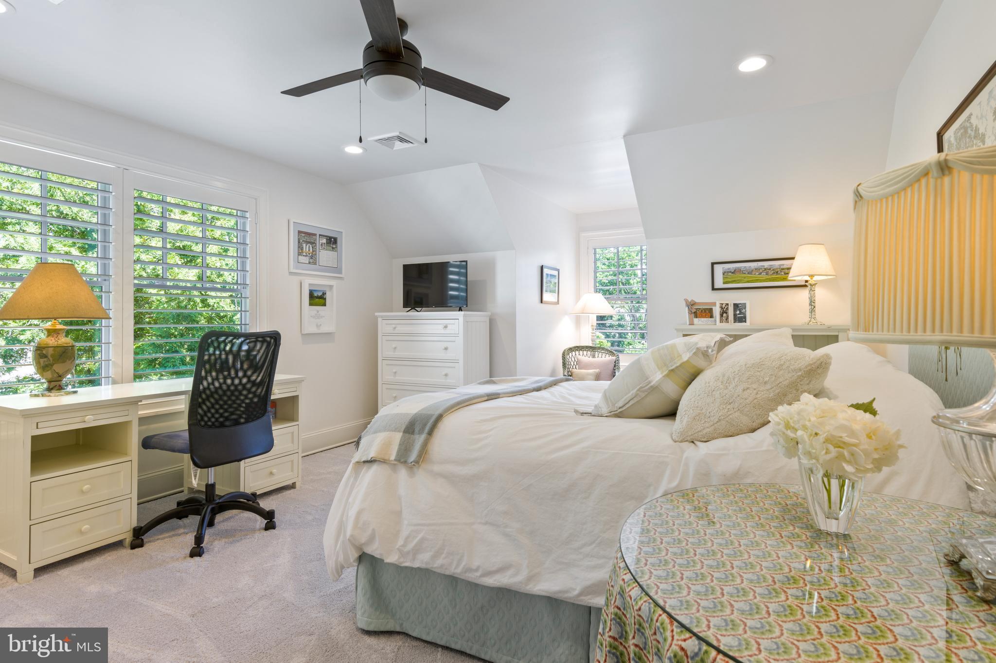 SOUTH WAYNE - Residential