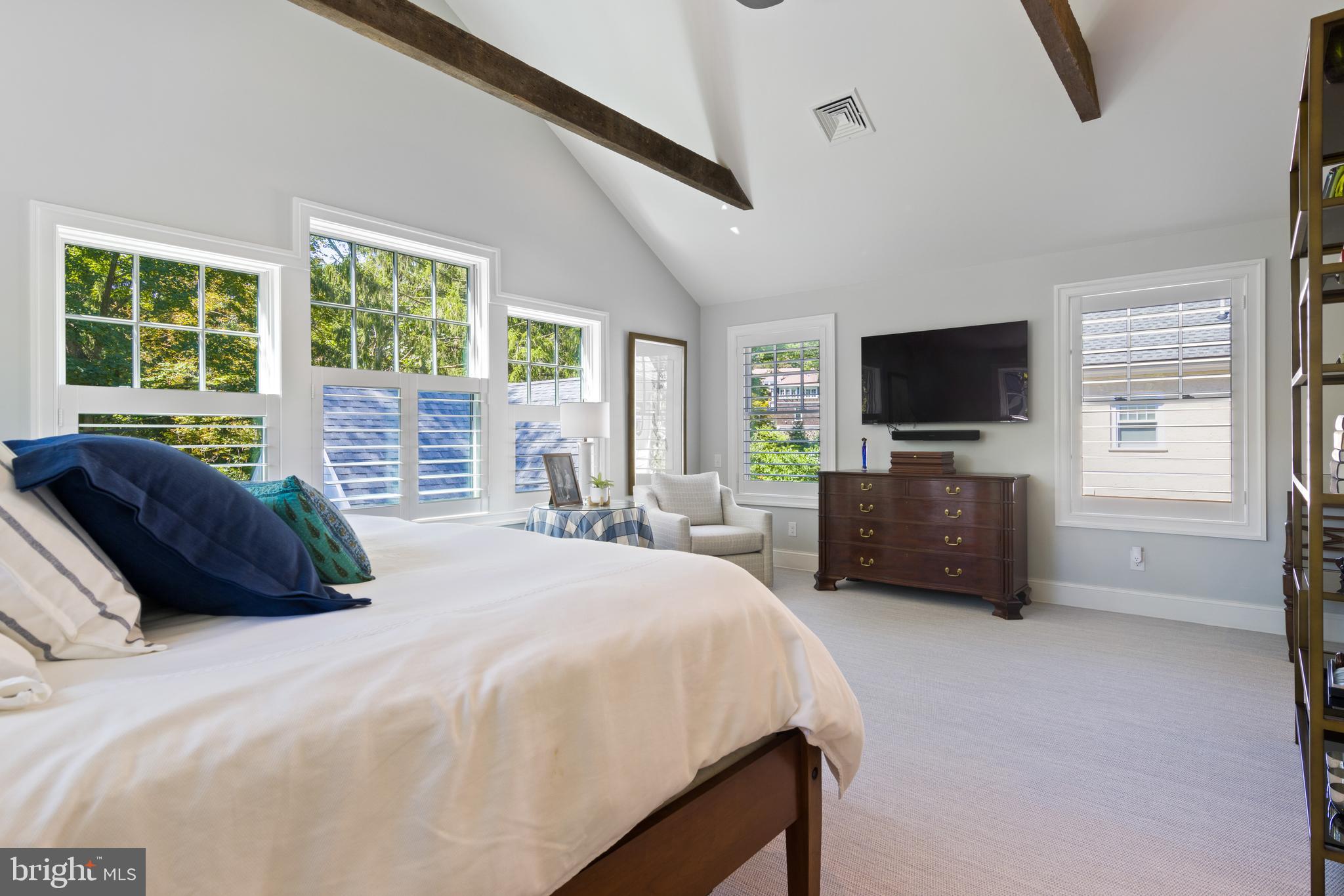 SOUTH WAYNE - Residential