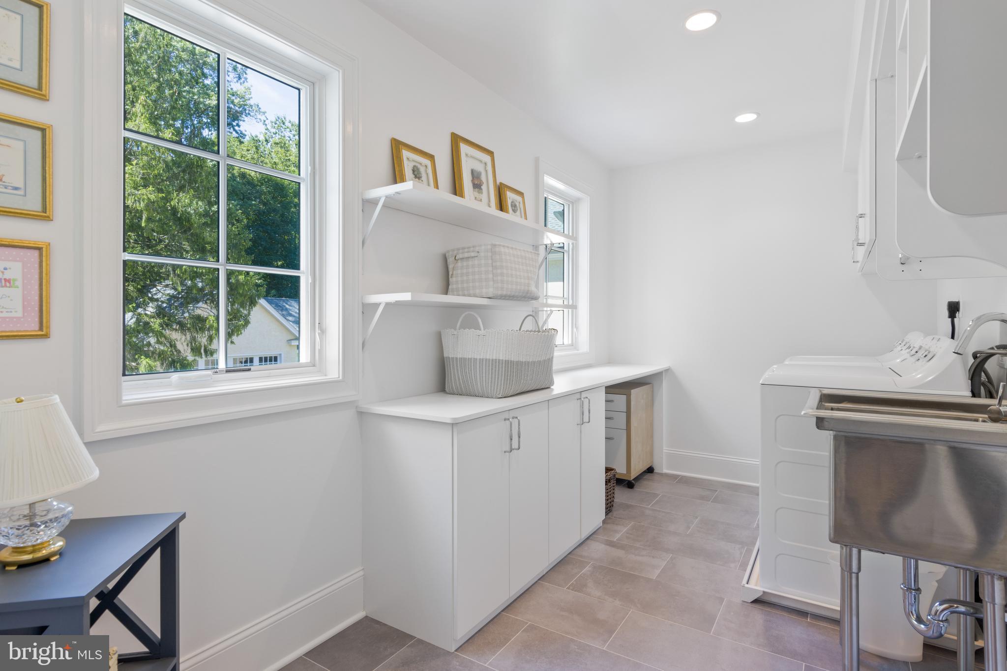 SOUTH WAYNE - Residential