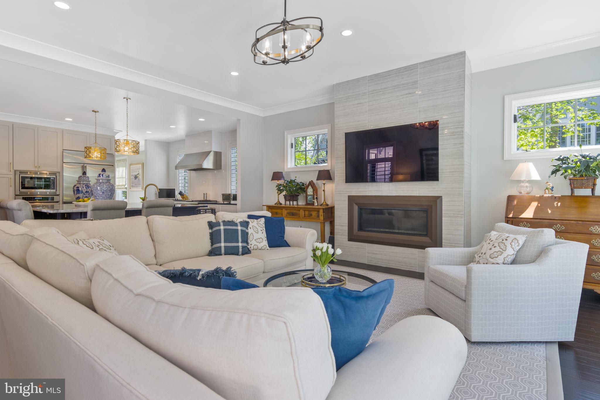 SOUTH WAYNE - Residential