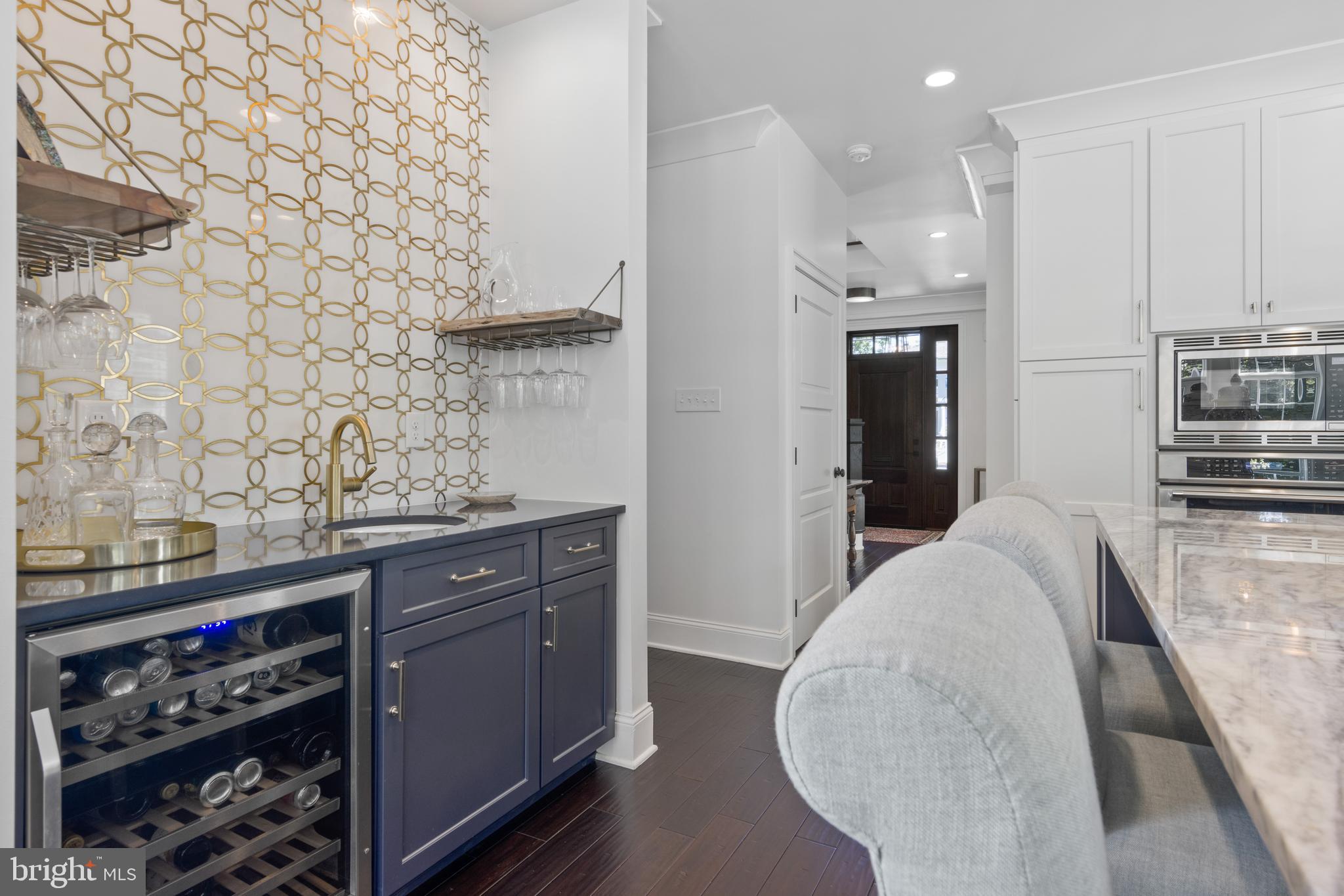 SOUTH WAYNE - Residential