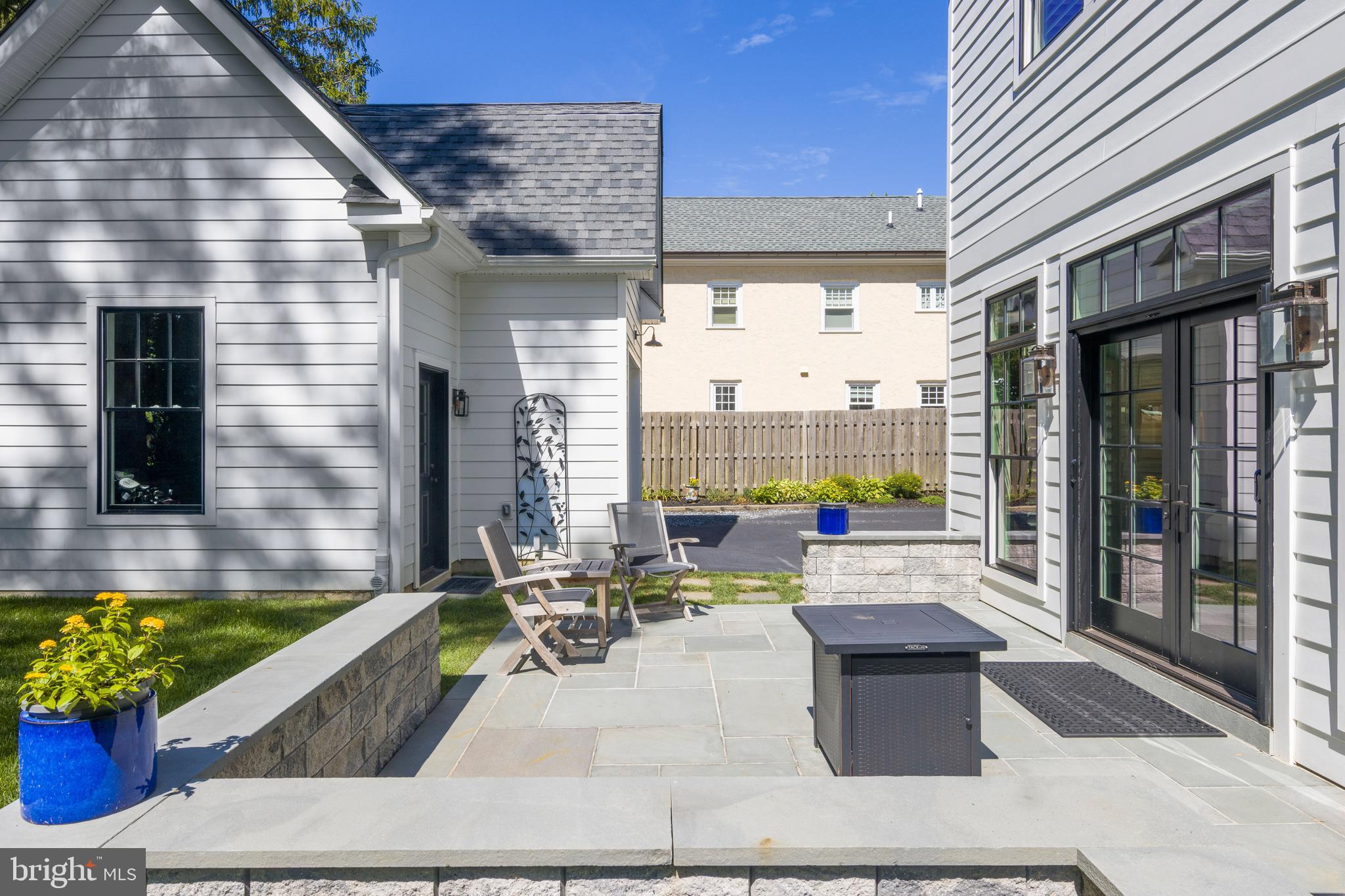 SOUTH WAYNE - Residential