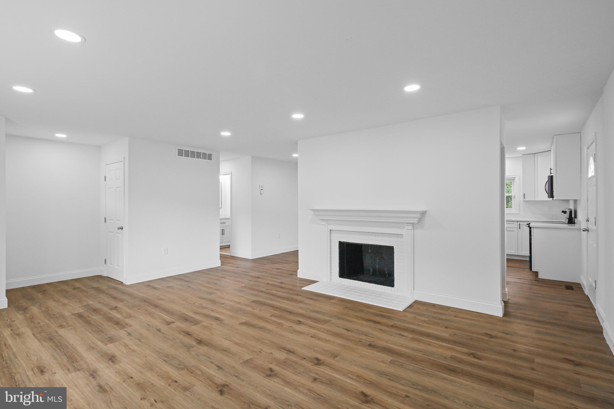 MARYLAND CITY - Residential