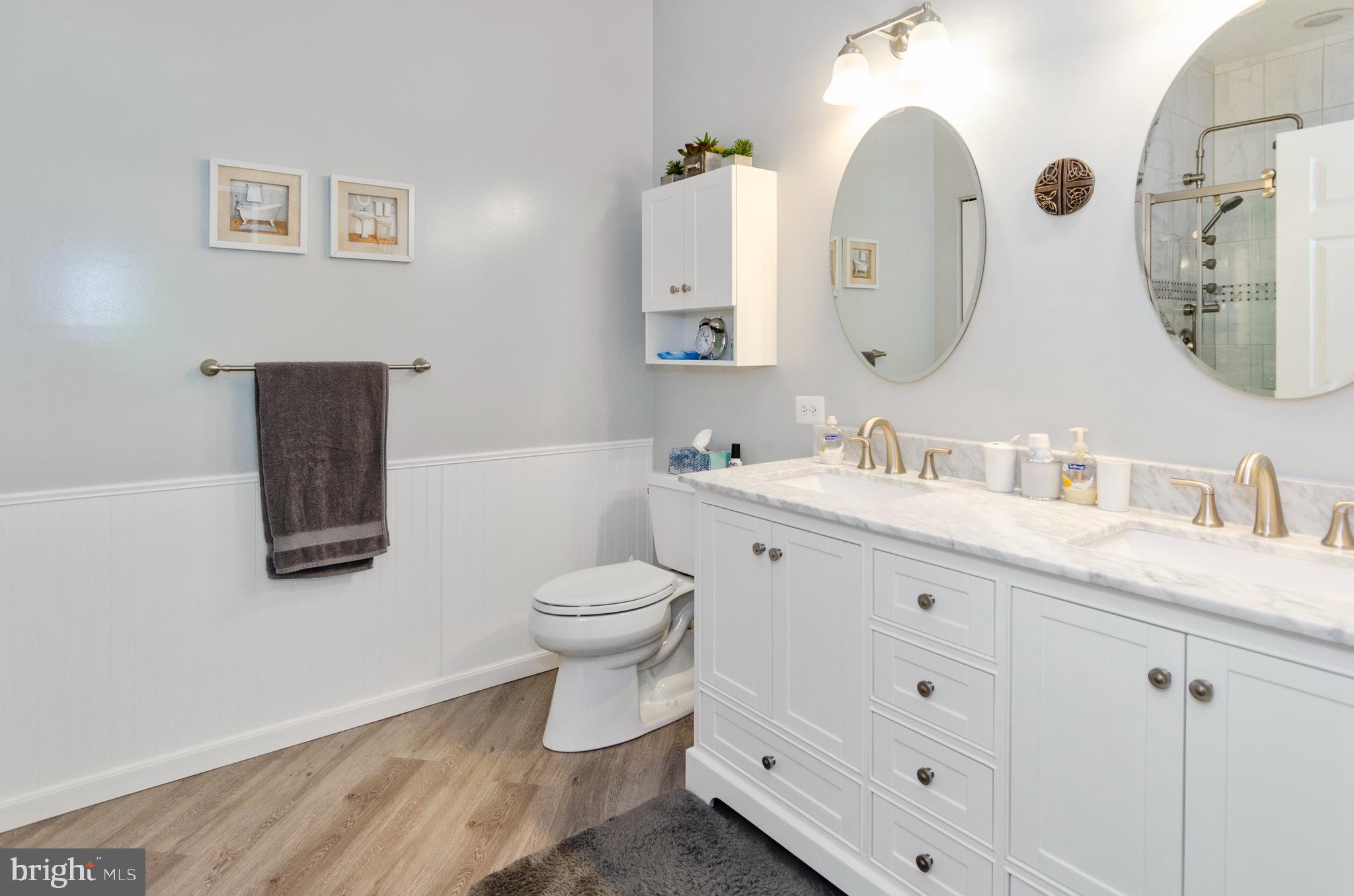 WINDSOR AT PERRY HALL FARMS - Residential