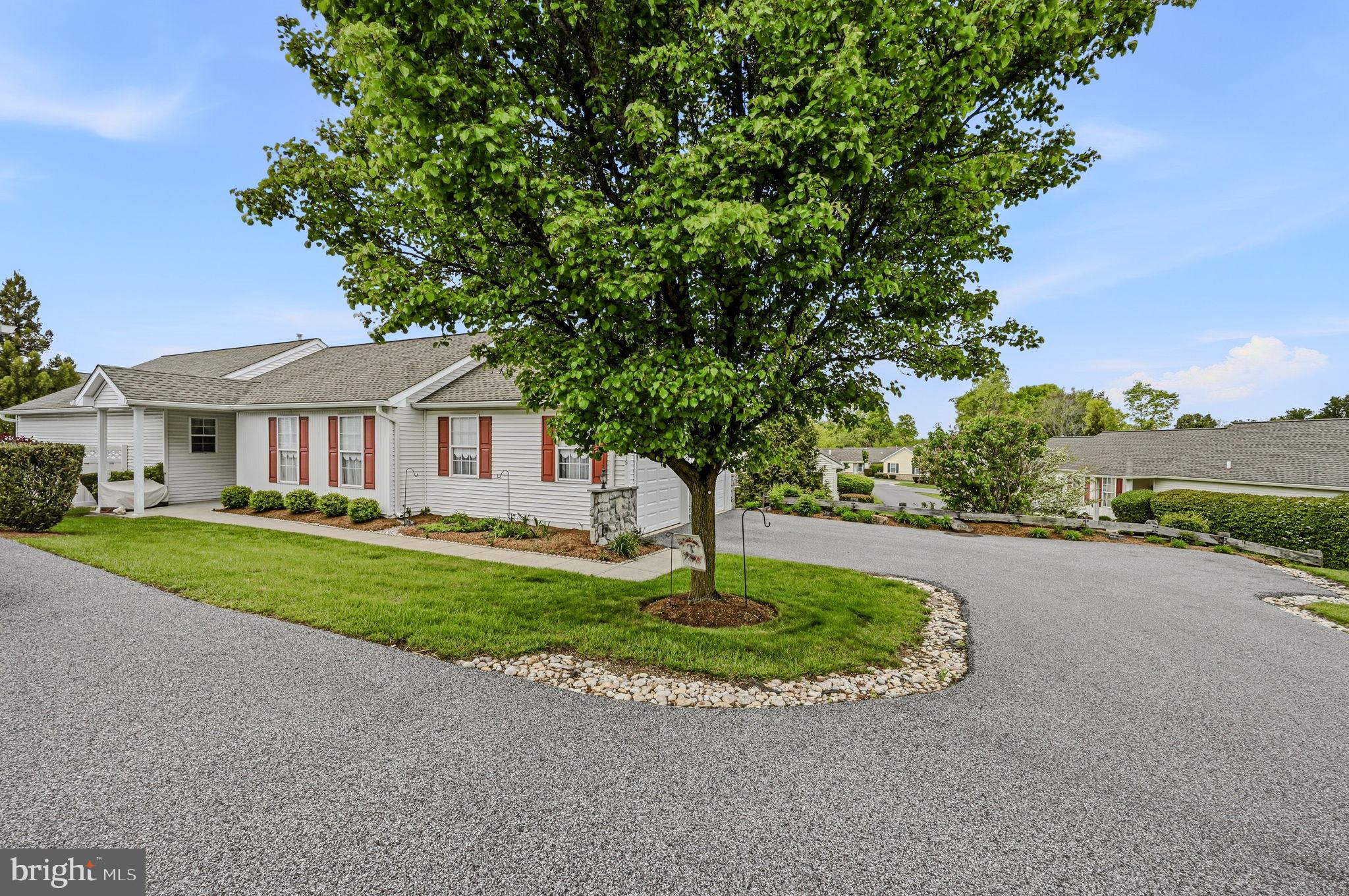 FOX HILL FARM - Residential