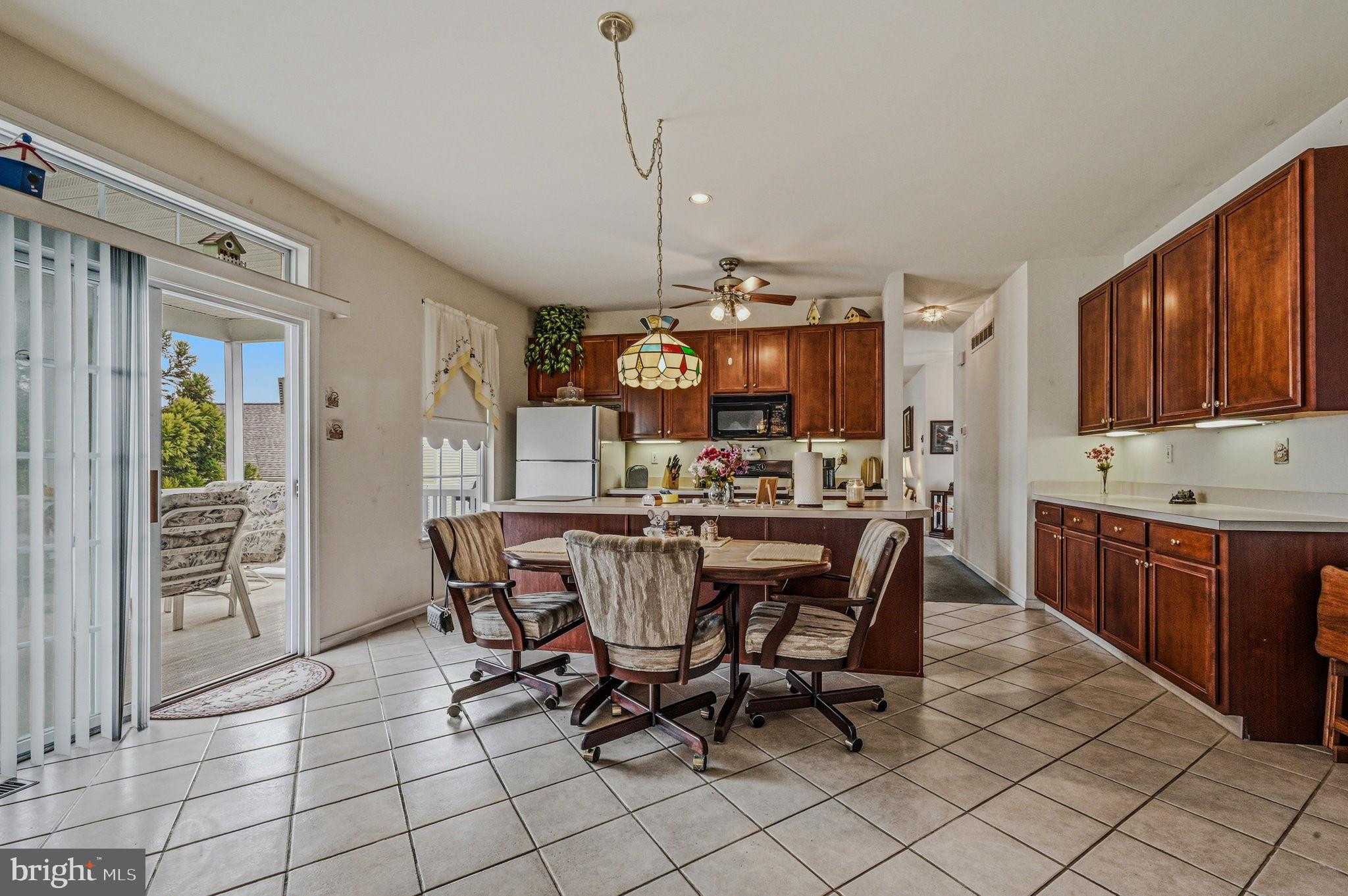 FOX HILL FARM - Residential