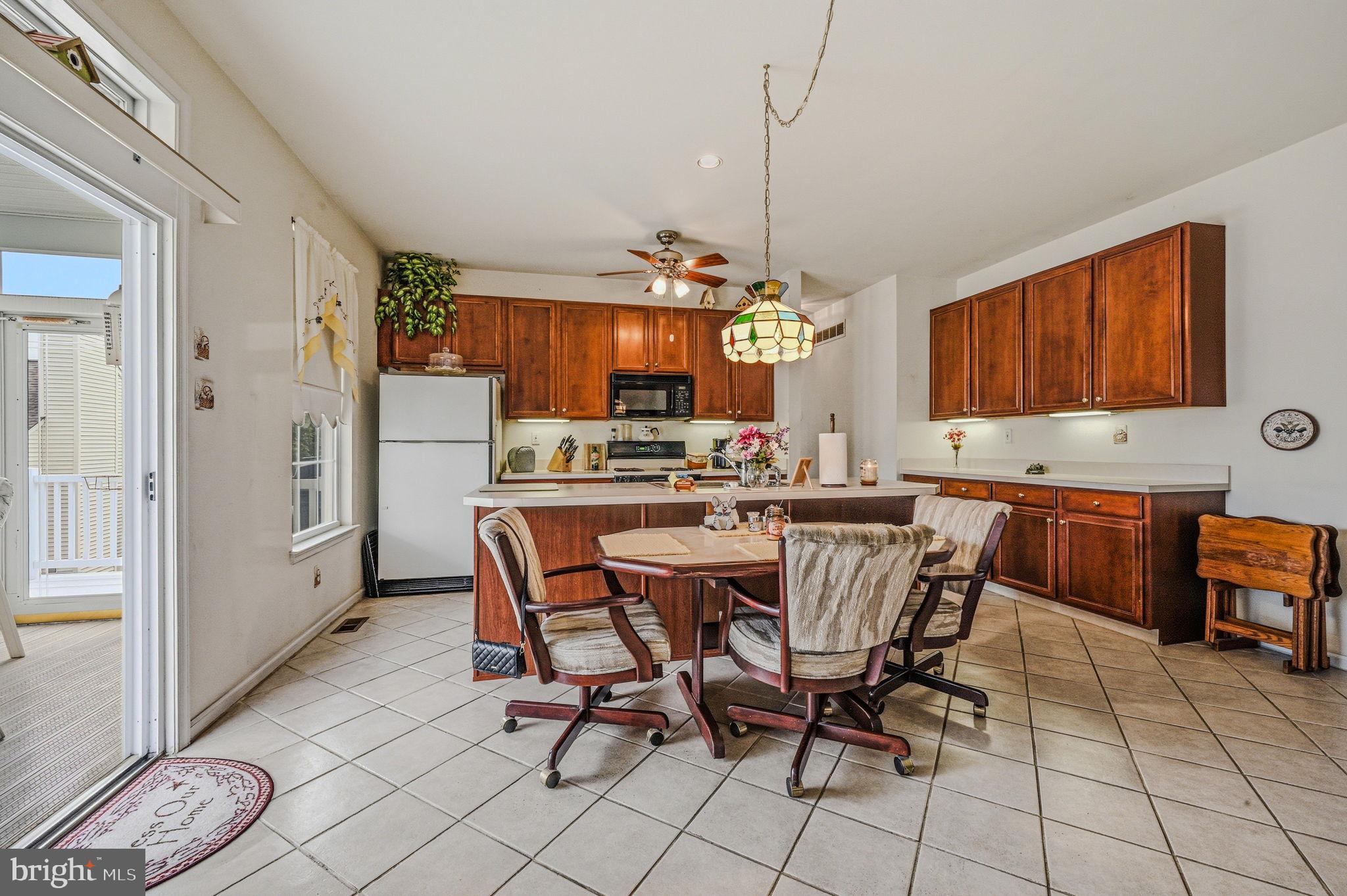 FOX HILL FARM - Residential