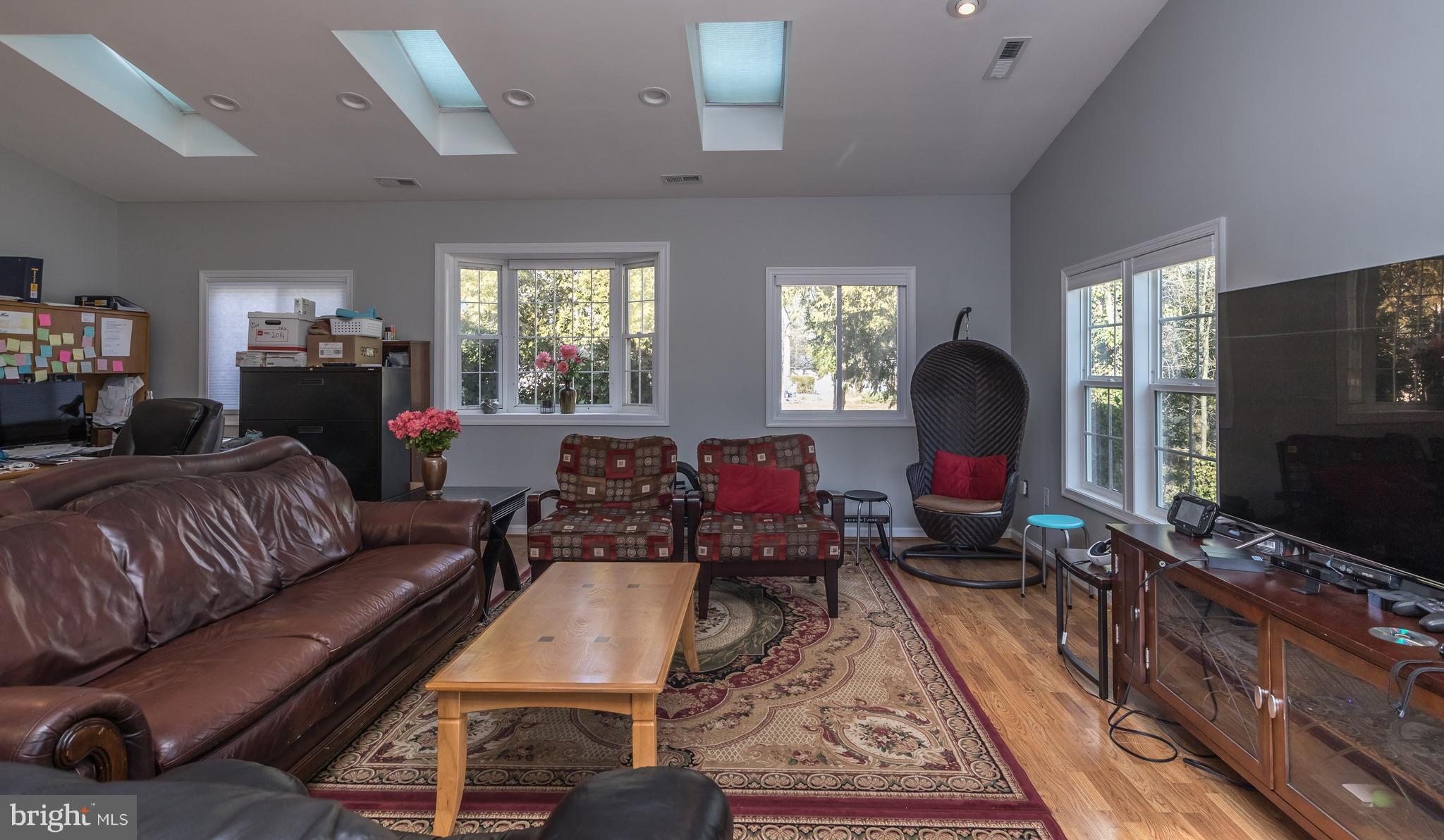 SEVERNA GARDENS - Residential